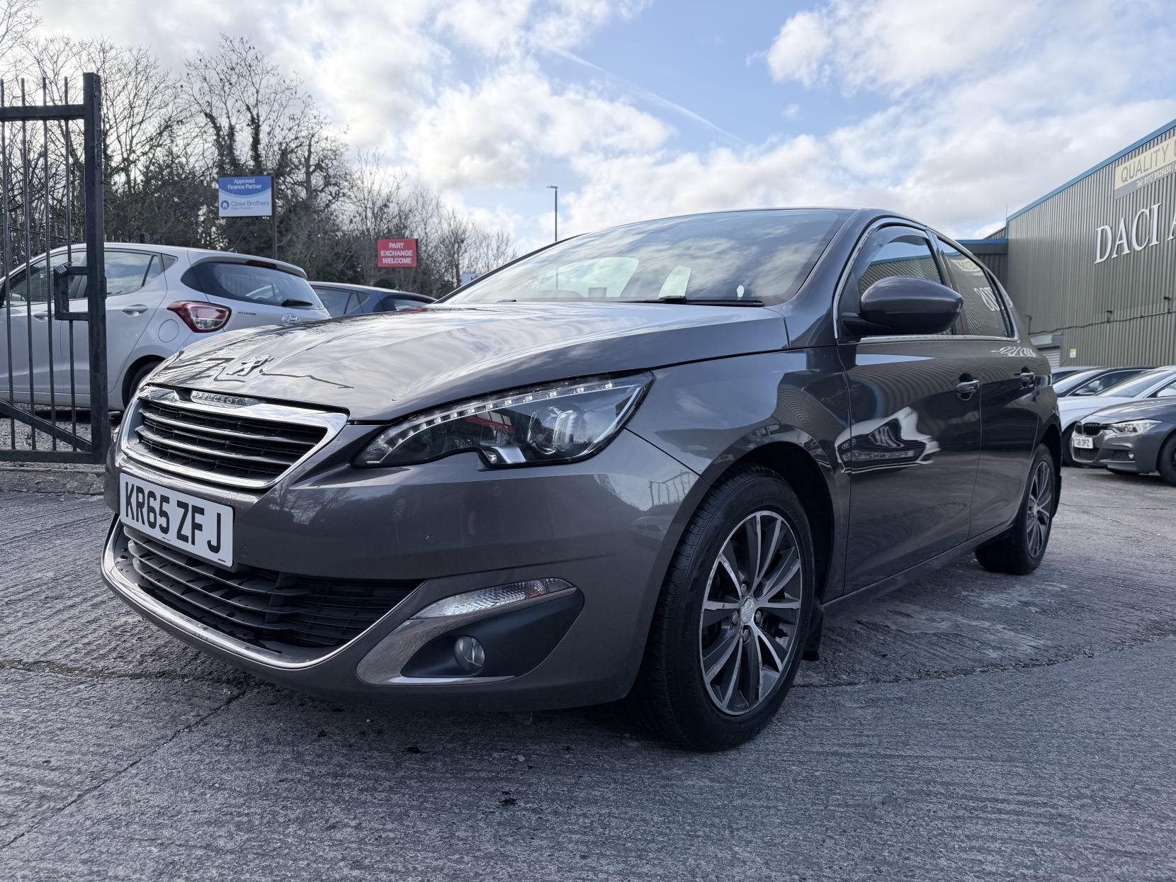Peugeot 308 1.6 BlueHDi Allure Hatchback 5dr Diesel Manual Euro 6 (s/s) (120 ps)