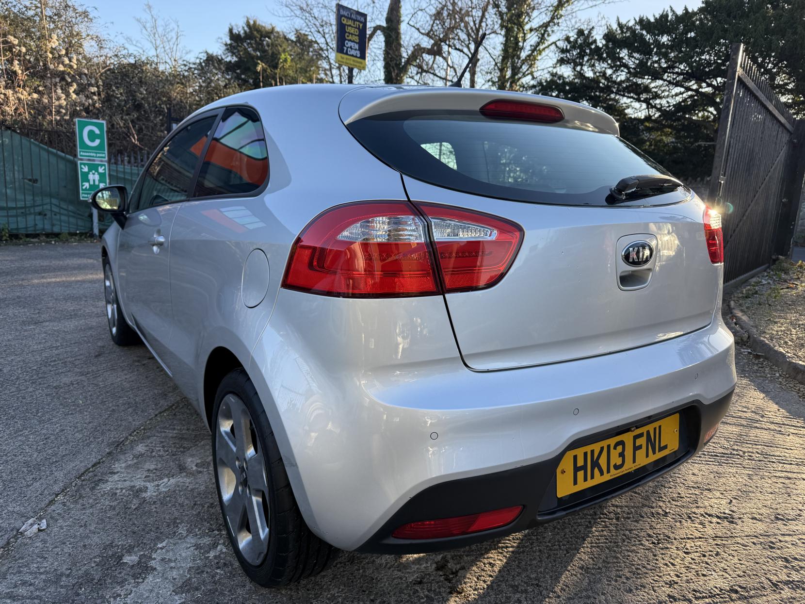 Kia Rio 1.4 CRDi EcoDynamics 3 Hatchback 3dr Diesel Manual Euro 5 (s/s) (89 bhp)
