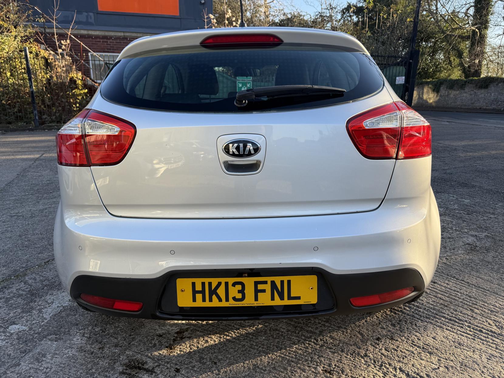 Kia Rio 1.4 CRDi EcoDynamics 3 Hatchback 3dr Diesel Manual Euro 5 (s/s) (89 bhp)