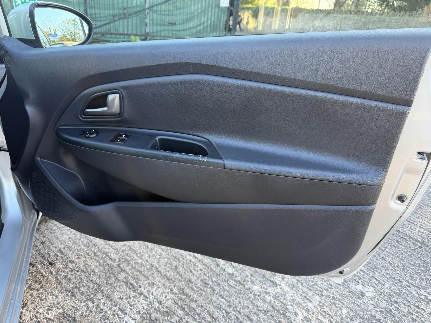 Kia Rio 1.4 CRDi EcoDynamics 3 Hatchback 3dr Diesel Manual Euro 5 (s/s) (89 bhp)