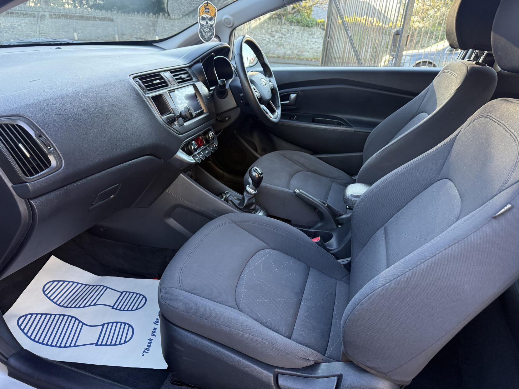 Kia Rio 1.4 CRDi EcoDynamics 3 Hatchback 3dr Diesel Manual Euro 5 (s/s) (89 bhp)