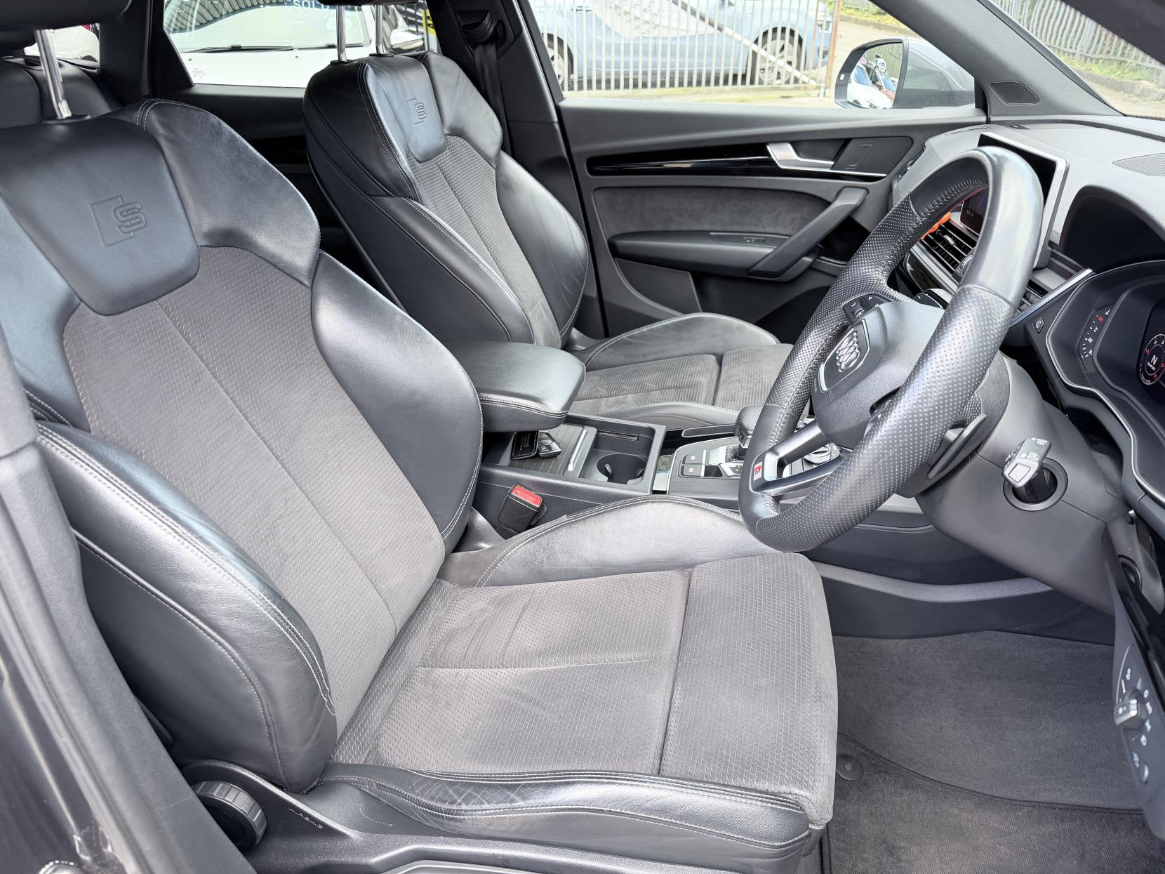 Audi Q5 2.0 TDI 40 S line SUV 5dr Diesel S Tronic quattro Euro 6 (s/s) (190 ps)