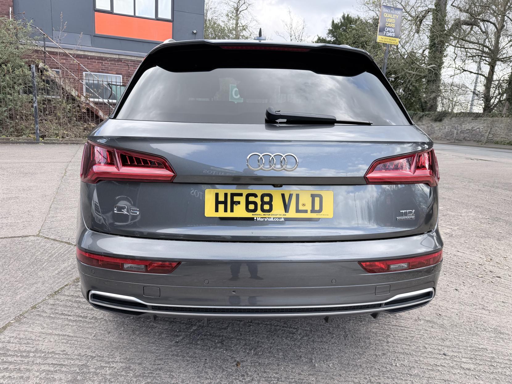 Audi Q5 2.0 TDI 40 S line SUV 5dr Diesel S Tronic quattro Euro 6 (s/s) (190 ps)