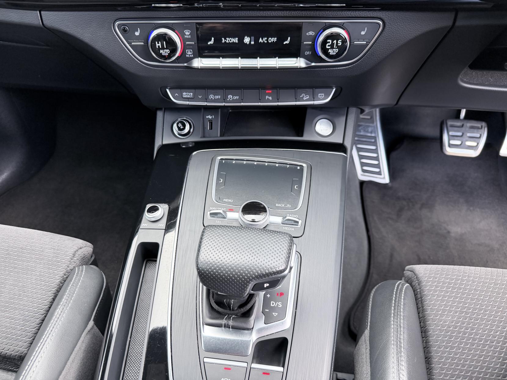 Audi Q5 2.0 TDI 40 S line SUV 5dr Diesel S Tronic quattro Euro 6 (s/s) (190 ps)