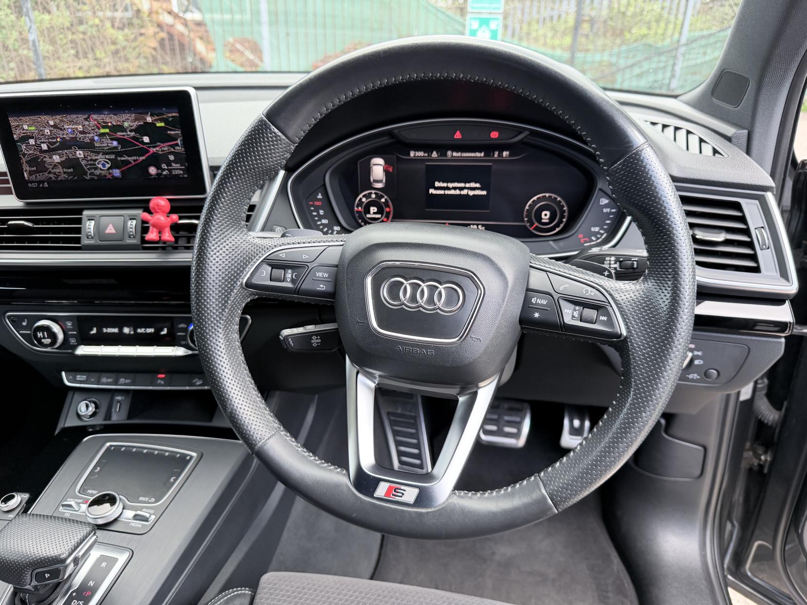 Audi Q5 2.0 TDI 40 S line SUV 5dr Diesel S Tronic quattro Euro 6 (s/s) (190 ps)
