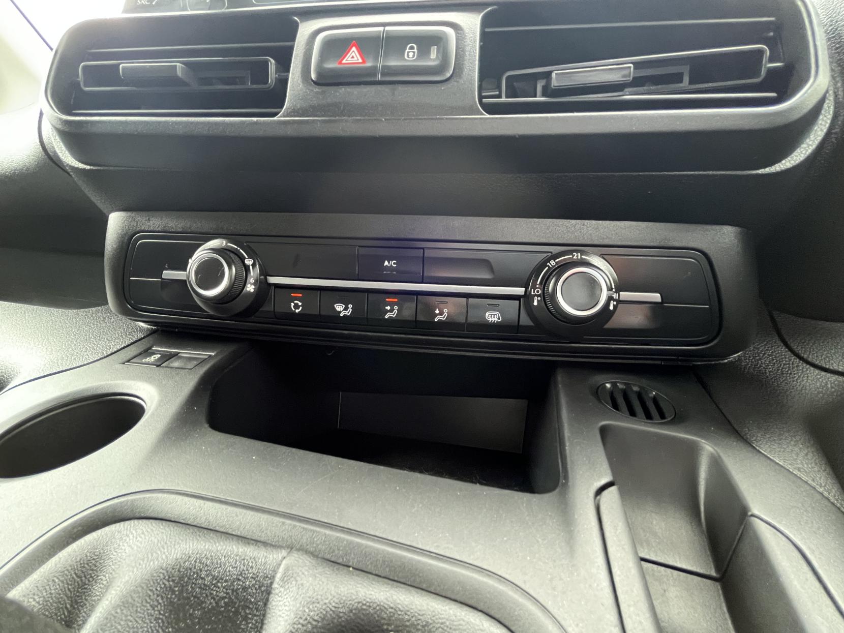 Vauxhall Combo 1.6 Turbo D 2300 Sportive Panel Van 4dr Diesel Manual L1 H1 Euro 6 (s/s) (100 ps)