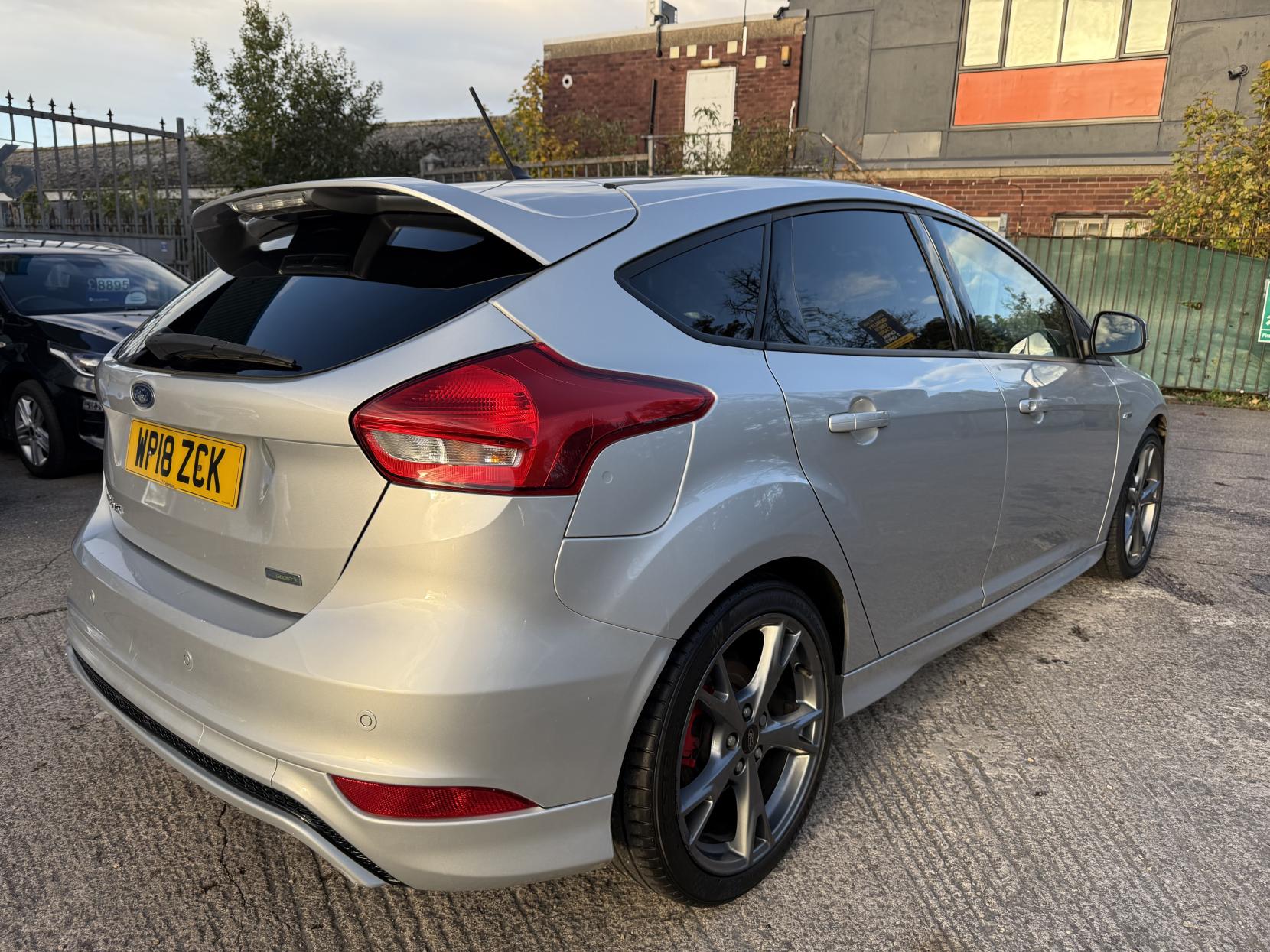Ford Focus 1.0T EcoBoost ST-Line X Hatchback 5dr Petrol Manual Euro 6 (s/s) (140 ps)