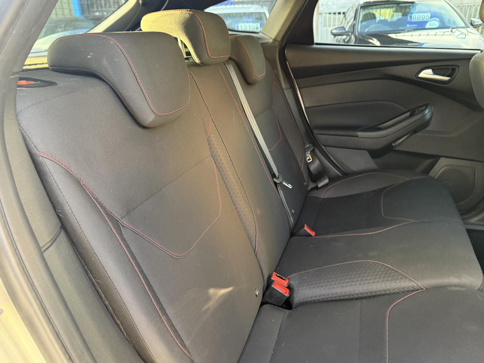 Ford Focus 1.0T EcoBoost ST-Line X Hatchback 5dr Petrol Manual Euro 6 (s/s) (140 ps)