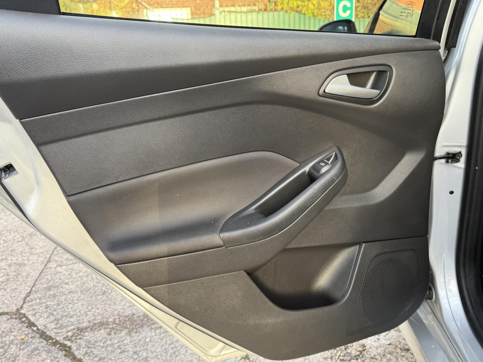 Ford Focus 1.0T EcoBoost ST-Line X Hatchback 5dr Petrol Manual Euro 6 (s/s) (140 ps)