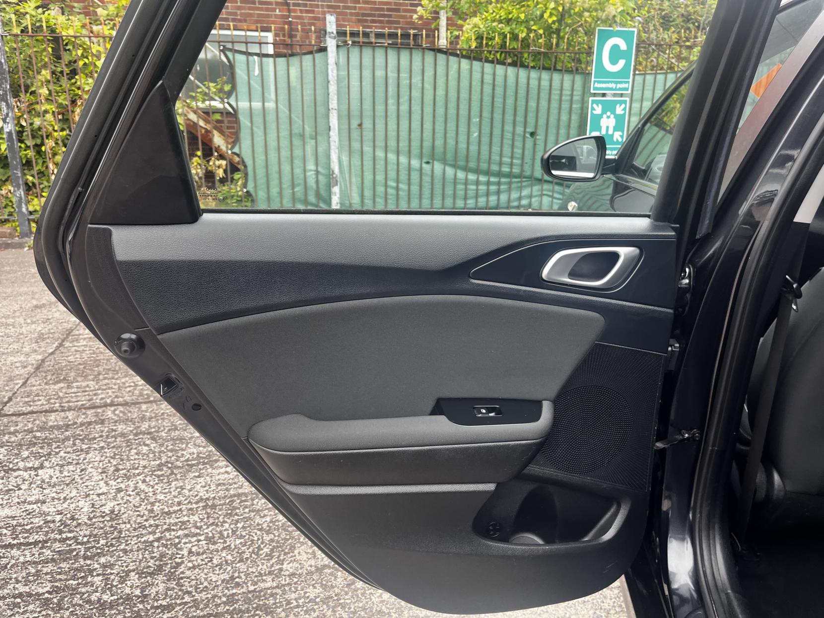 Kia Ceed 1.6 CRDi ECO 2 Sportswagon 5dr Diesel Manual Euro 6 (s/s) (114 bhp)