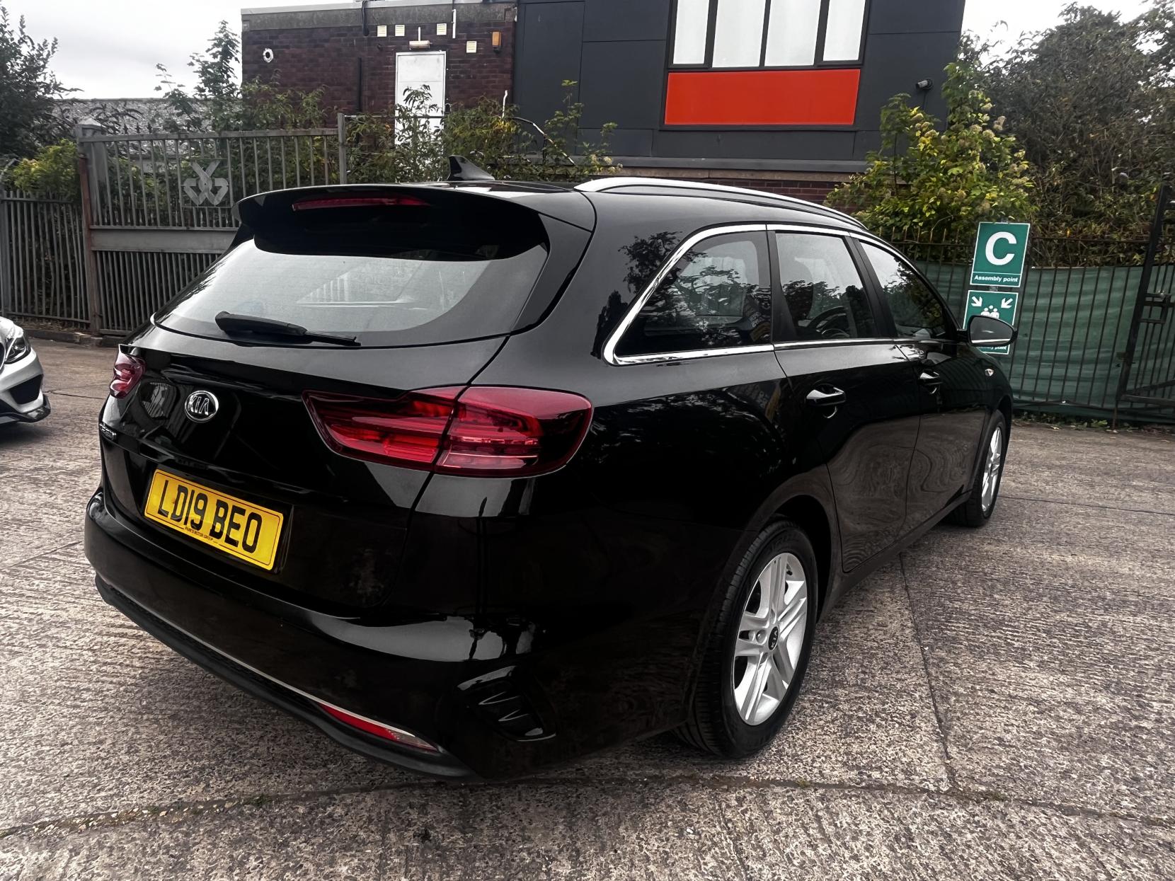 Kia Ceed 1.6 CRDi ECO 2 Sportswagon 5dr Diesel Manual Euro 6 (s/s) (114 bhp)