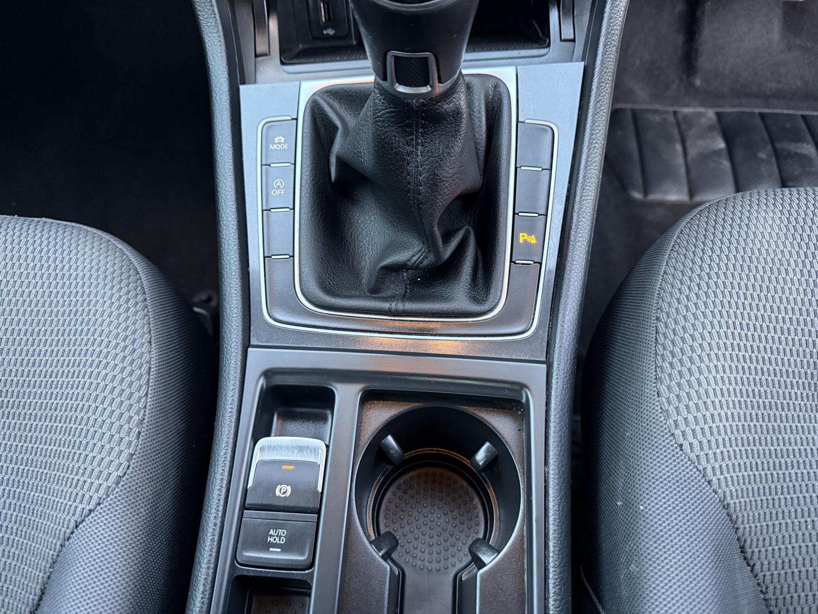 Volkswagen Golf 1.5 TSI EVO SE Nav Hatchback 5dr Petrol Manual Euro 6 (s/s) (150 ps)