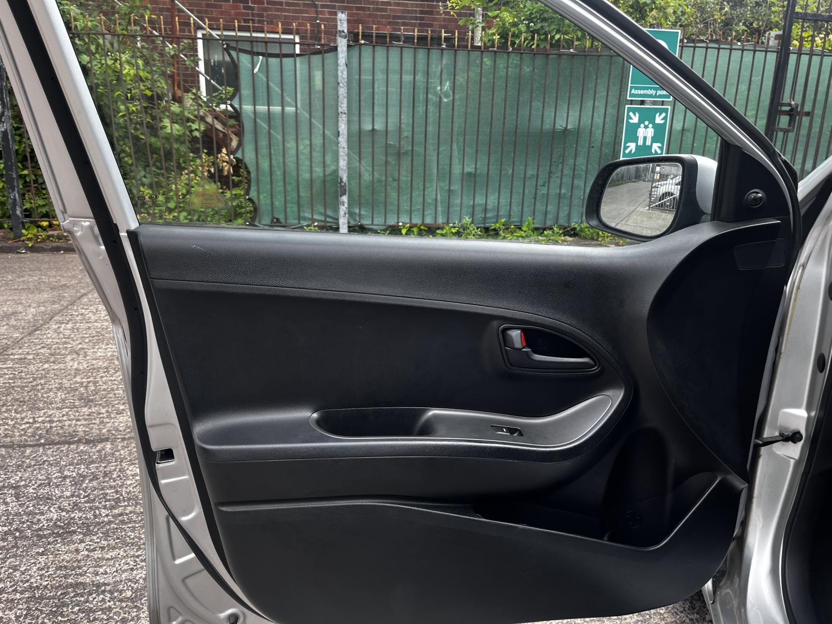 Kia Picanto 1.0 1 Air Hatchback 5dr Petrol Manual Euro 6 (65 bhp)