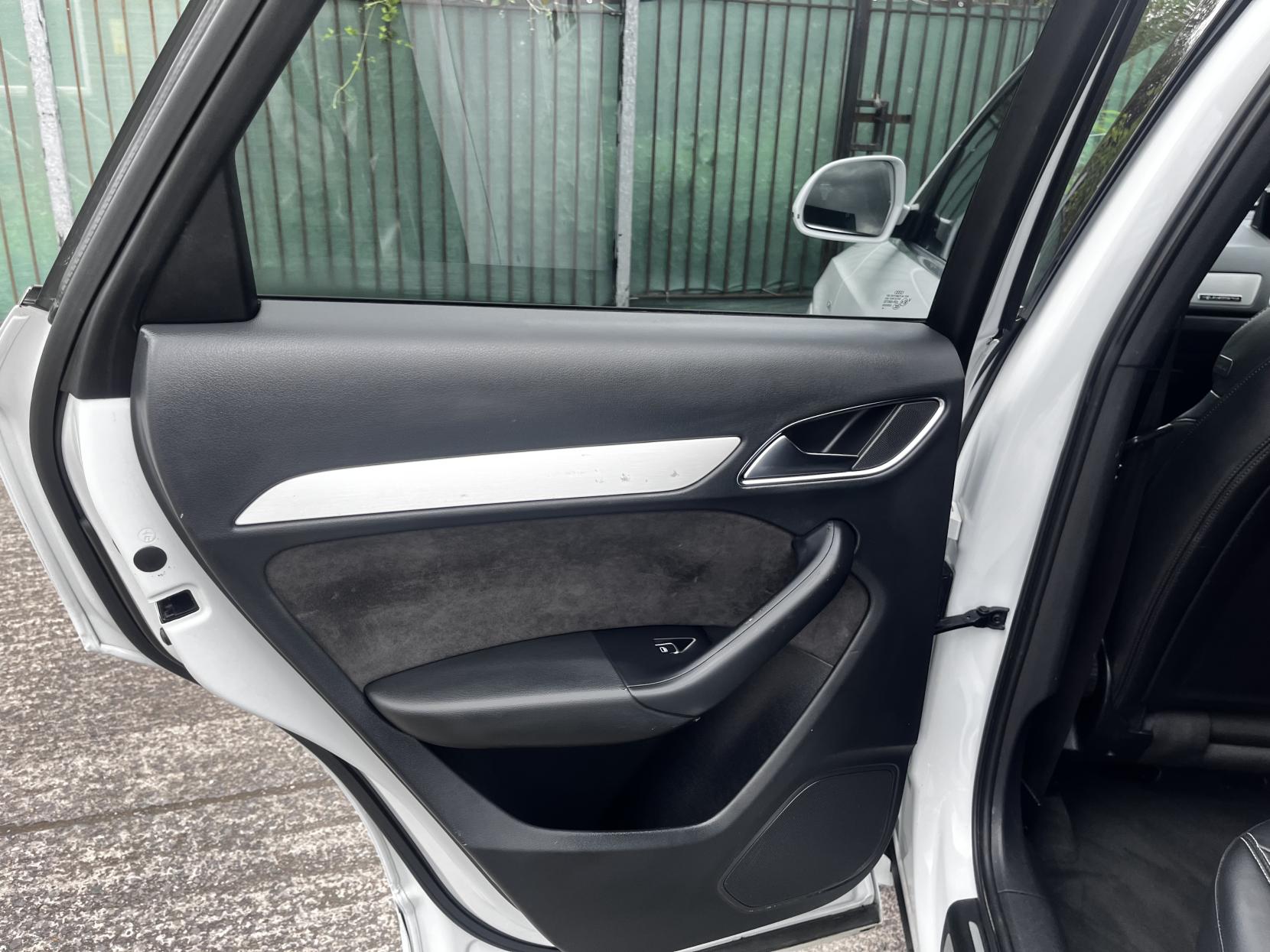 Audi Q3 2.0 TDI S line Plus SUV 5dr Diesel S Tronic quattro Euro 6 (s/s) (184 ps)