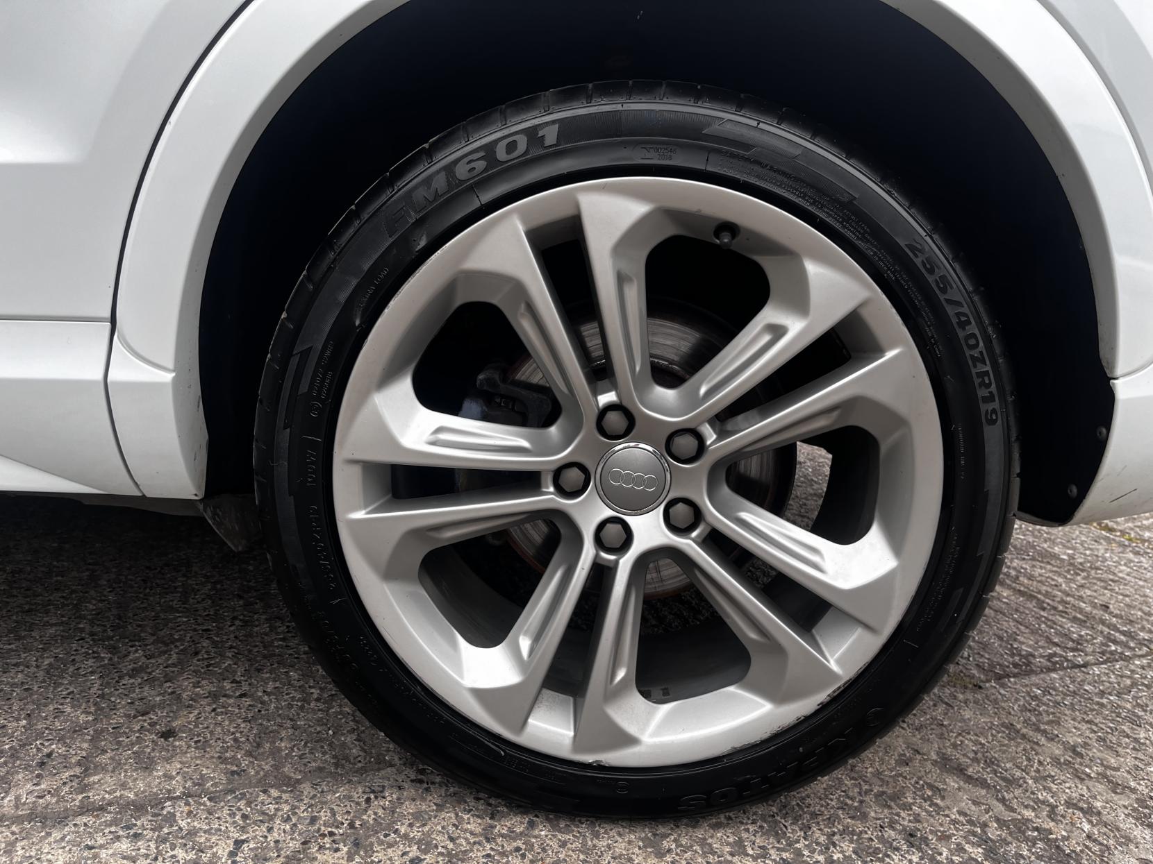 Audi Q3 2.0 TDI S line Plus SUV 5dr Diesel S Tronic quattro Euro 6 (s/s) (184 ps)