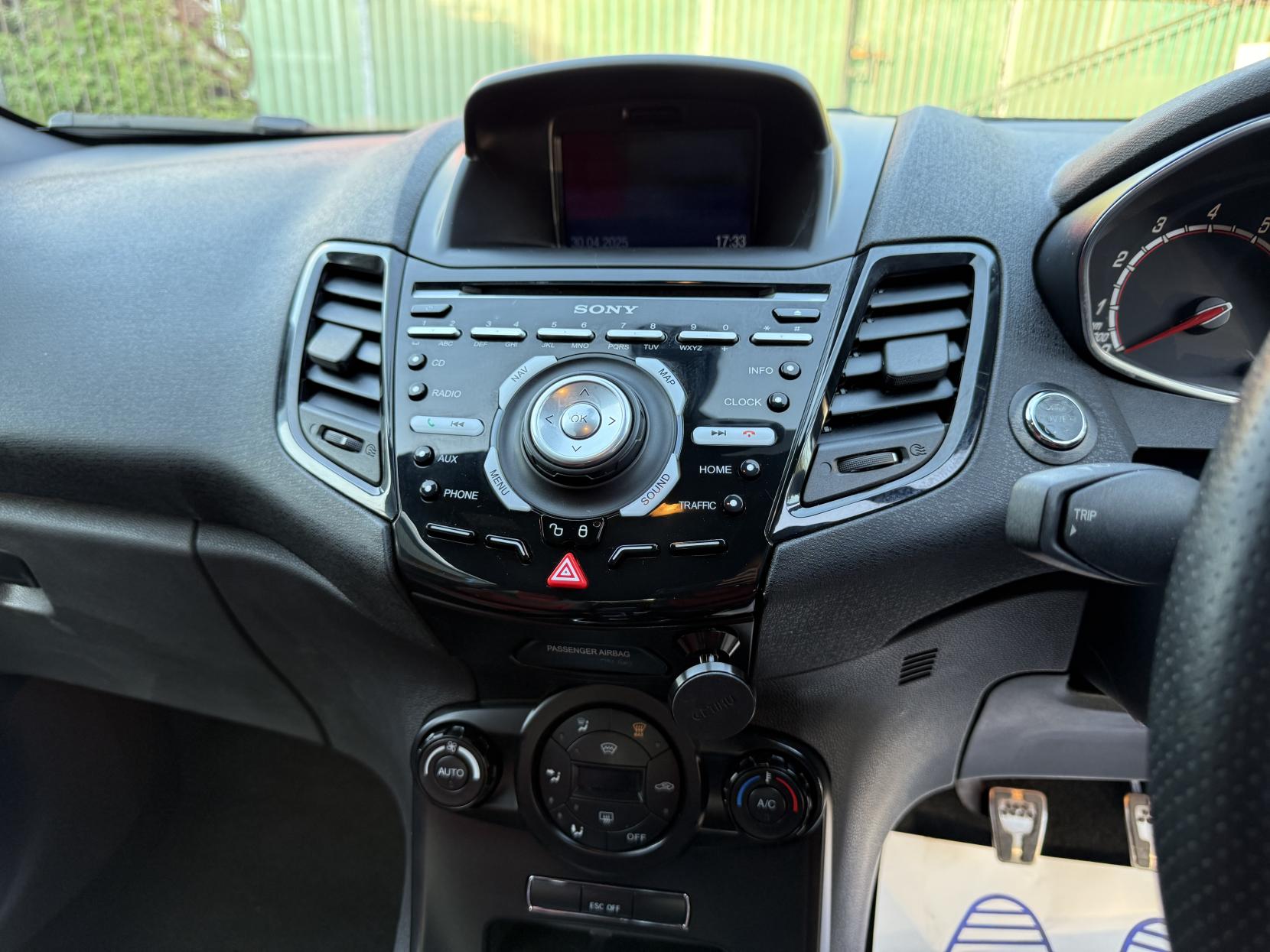 Ford Fiesta 1.6T EcoBoost ST-3 Hatchback 3dr Petrol Manual Euro 5 (s/s) (182 ps)