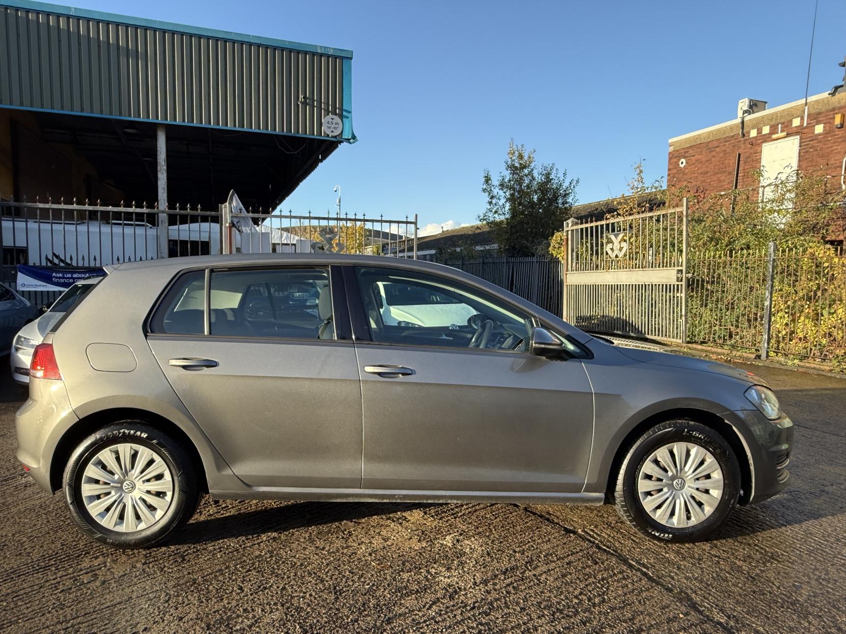 Volkswagen Golf 1.6 TDI BlueMotion Tech S Hatchback 5dr Diesel Manual Euro 6 (s/s) (110 ps)