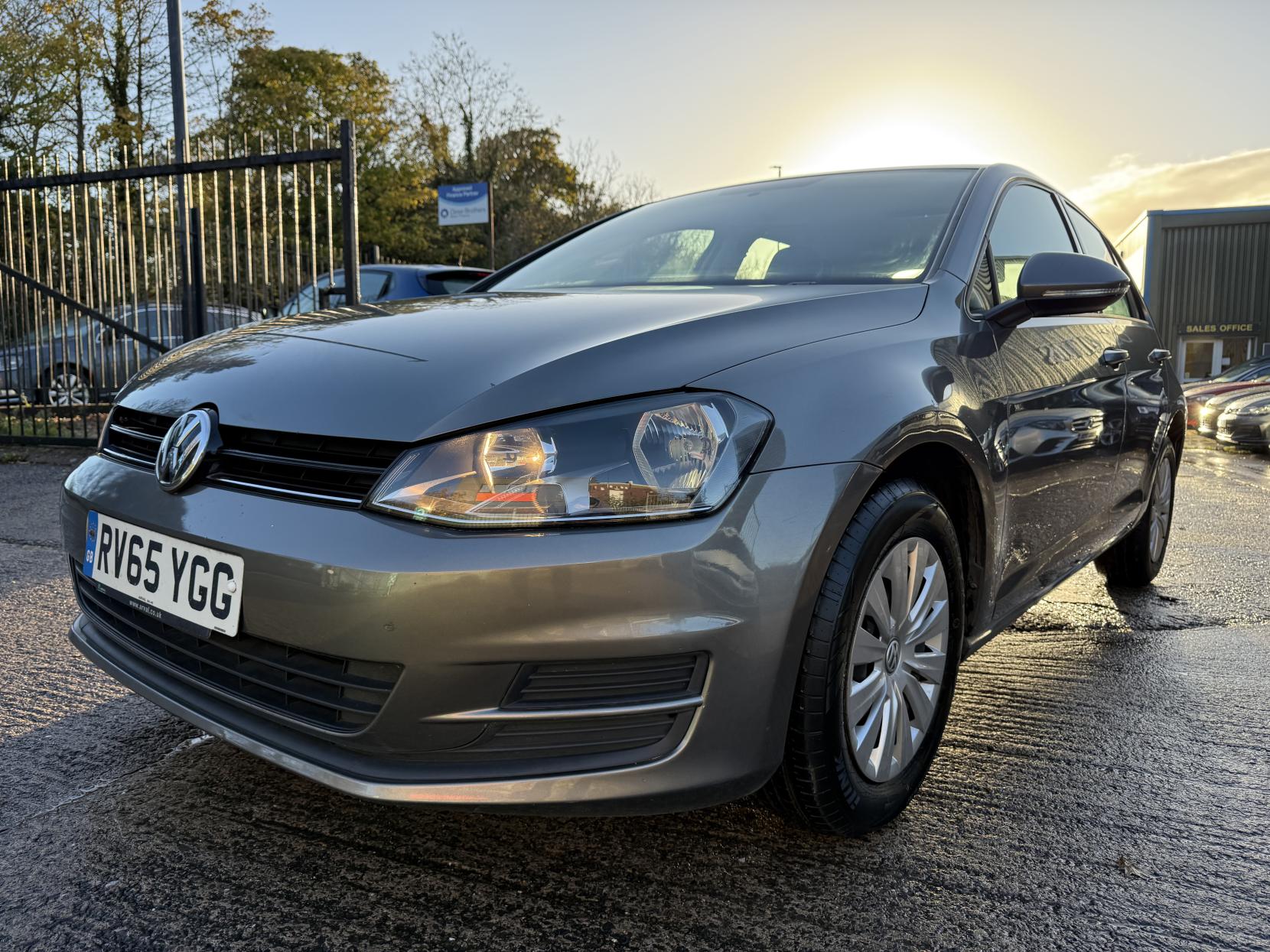 Volkswagen Golf 1.6 TDI BlueMotion Tech S Hatchback 5dr Diesel Manual Euro 6 (s/s) (110 ps)