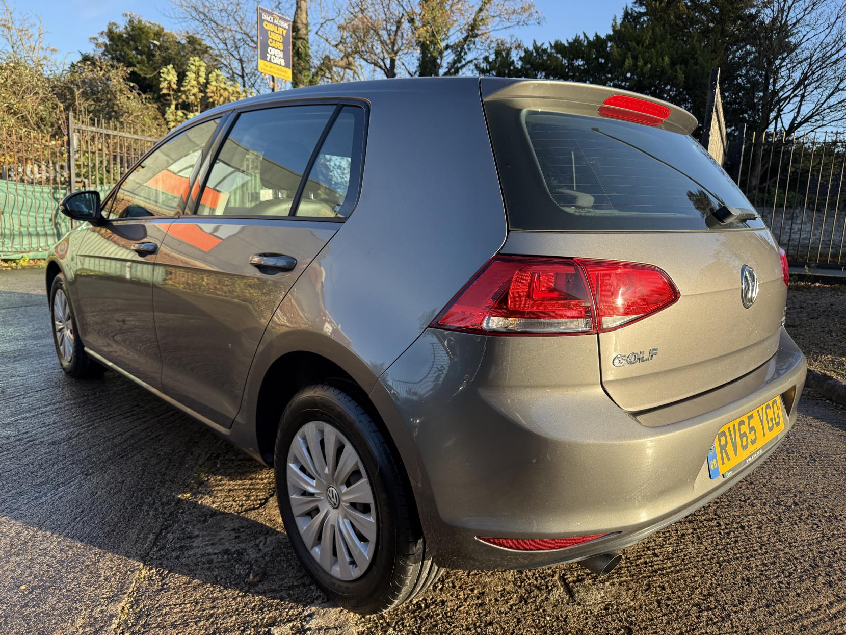 Volkswagen Golf 1.6 TDI BlueMotion Tech S Hatchback 5dr Diesel Manual Euro 6 (s/s) (110 ps)