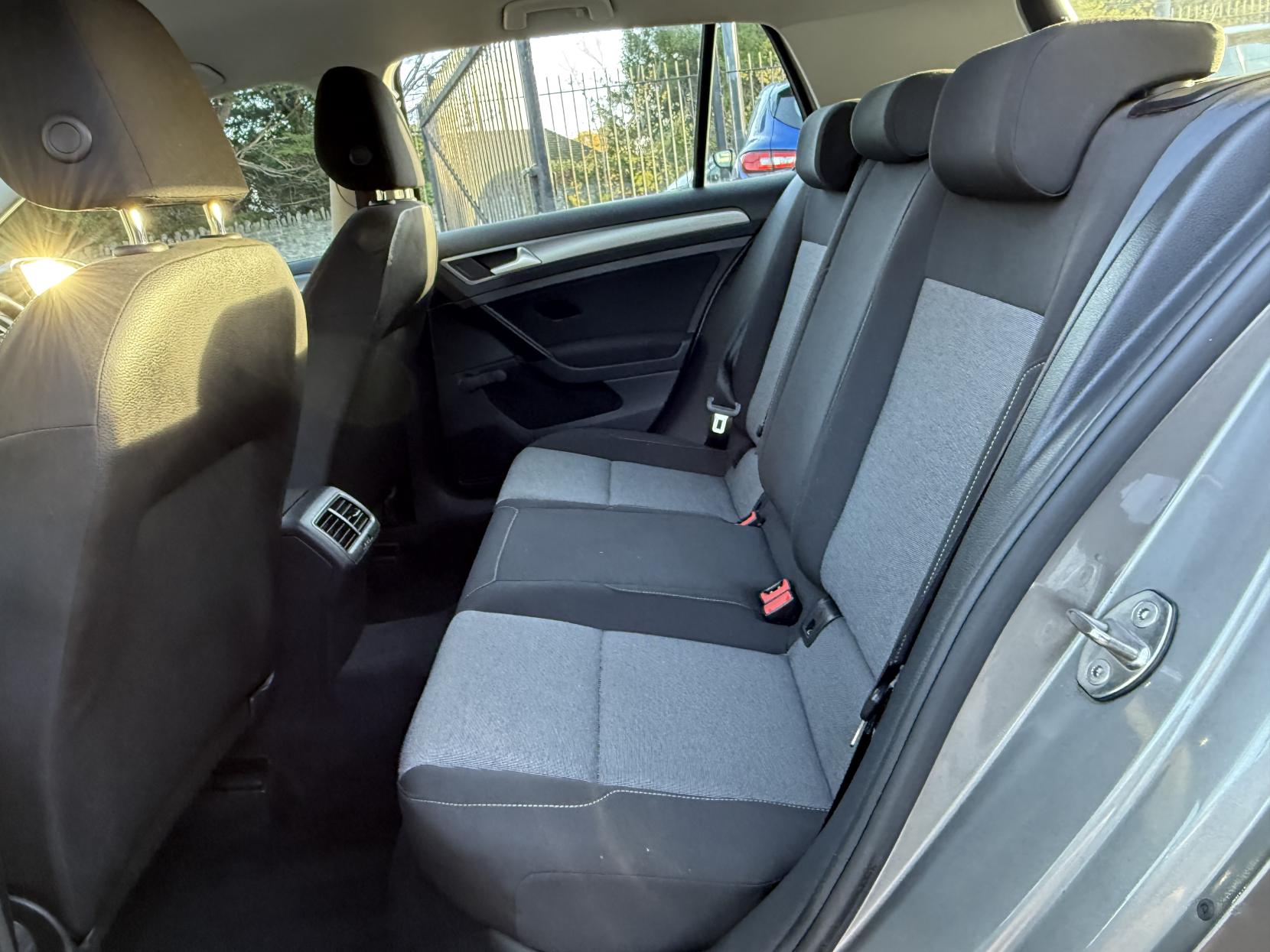 Volkswagen Golf 1.6 TDI BlueMotion Tech S Hatchback 5dr Diesel Manual Euro 6 (s/s) (110 ps)