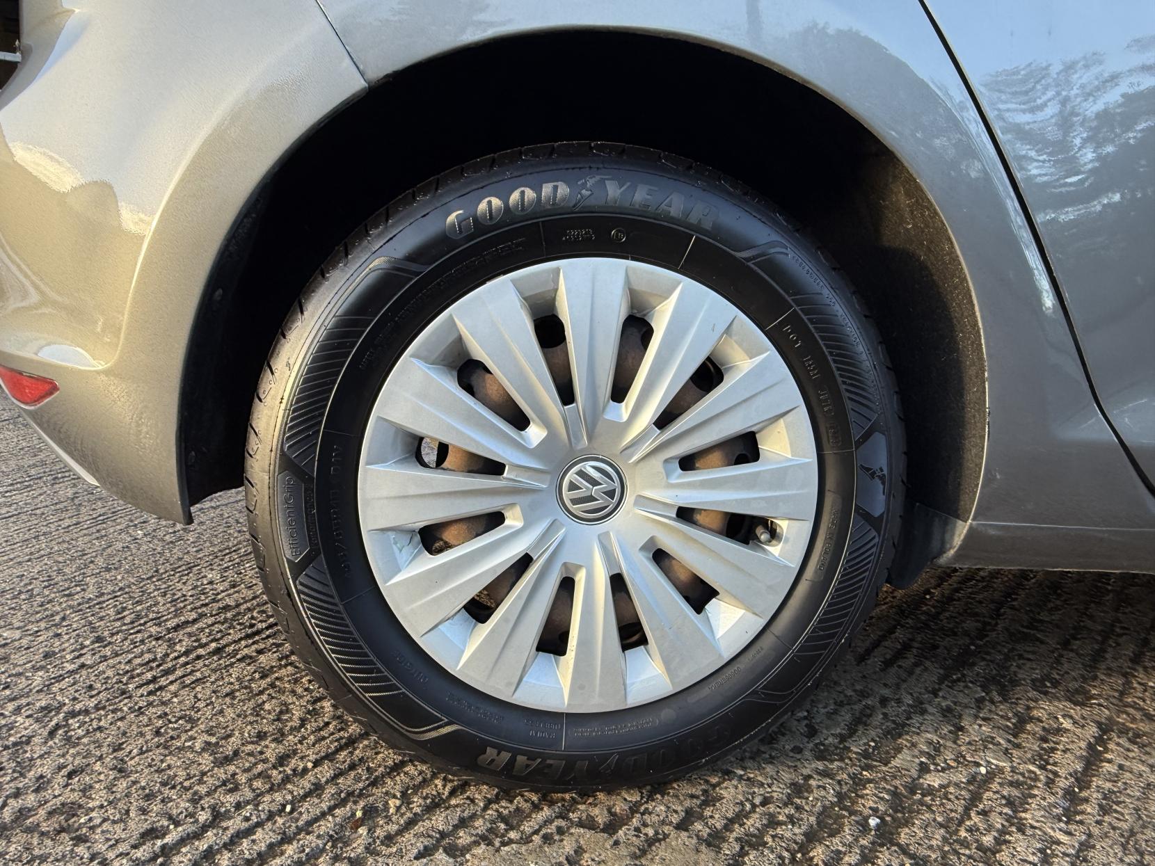 Volkswagen Golf 1.6 TDI BlueMotion Tech S Hatchback 5dr Diesel Manual Euro 6 (s/s) (110 ps)