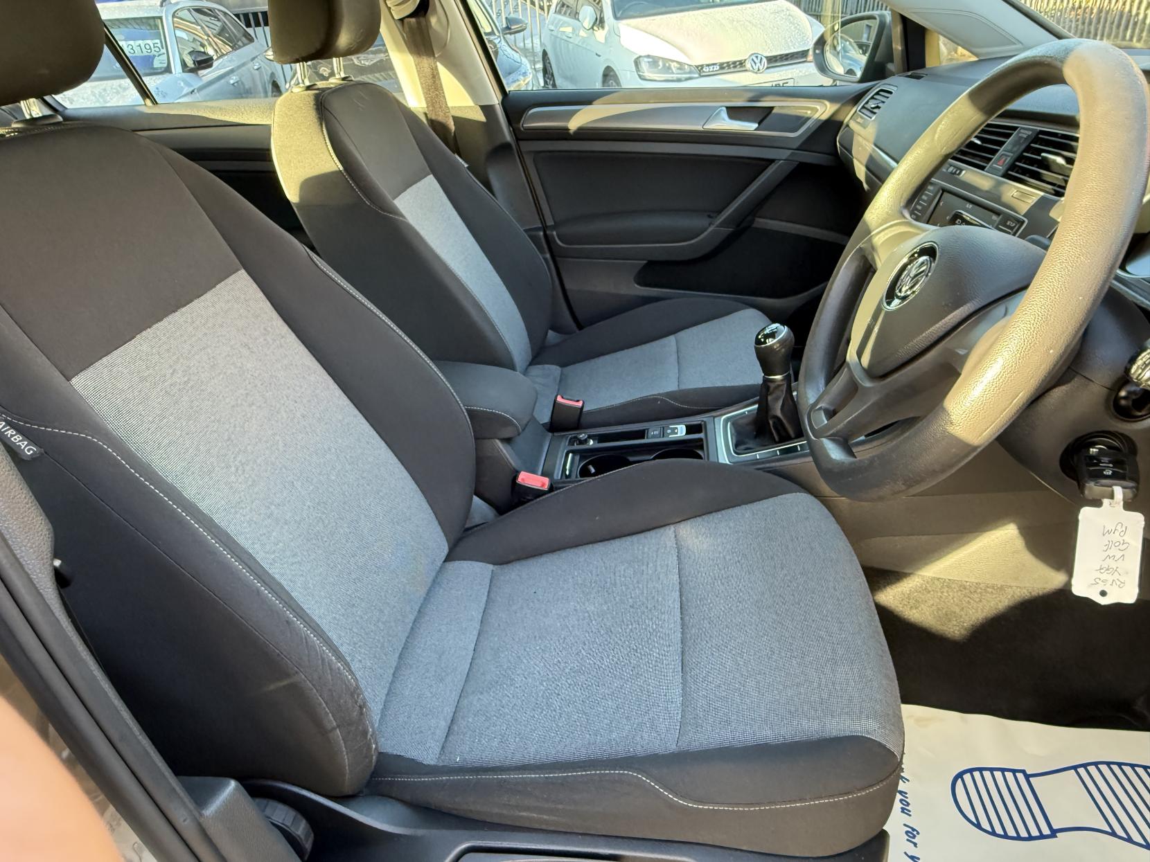 Volkswagen Golf 1.6 TDI BlueMotion Tech S Hatchback 5dr Diesel Manual Euro 6 (s/s) (110 ps)