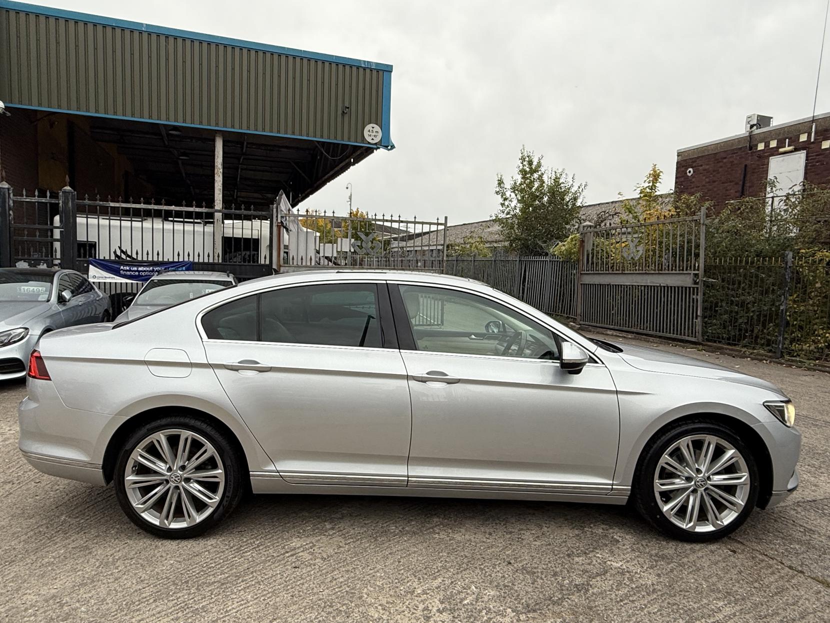 Volkswagen Passat 2.0 TDI BlueMotion Tech GT Saloon 4dr Diesel DSG Euro 6 (s/s) (190 ps)