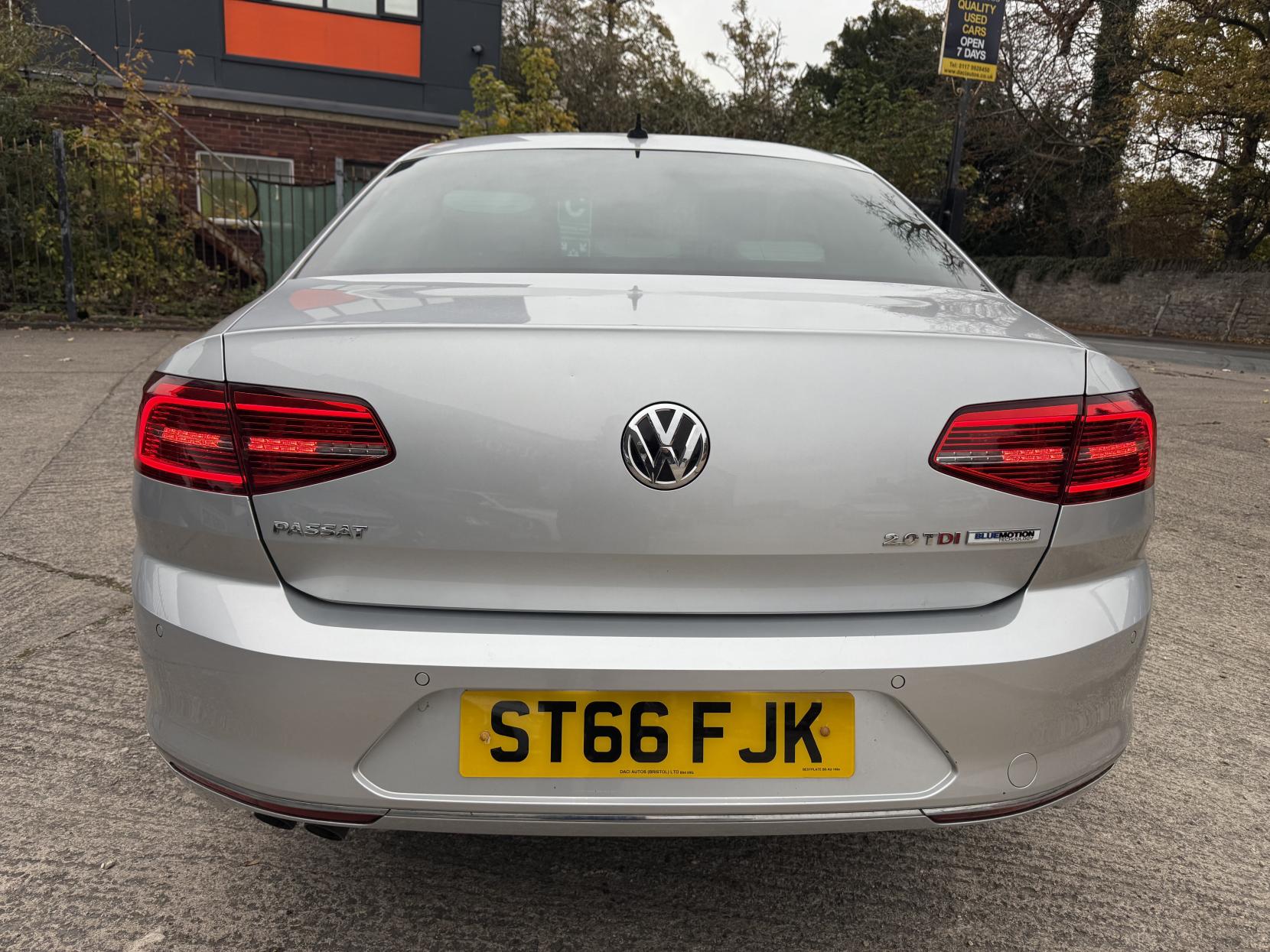 Volkswagen Passat 2.0 TDI BlueMotion Tech GT Saloon 4dr Diesel DSG Euro 6 (s/s) (190 ps)