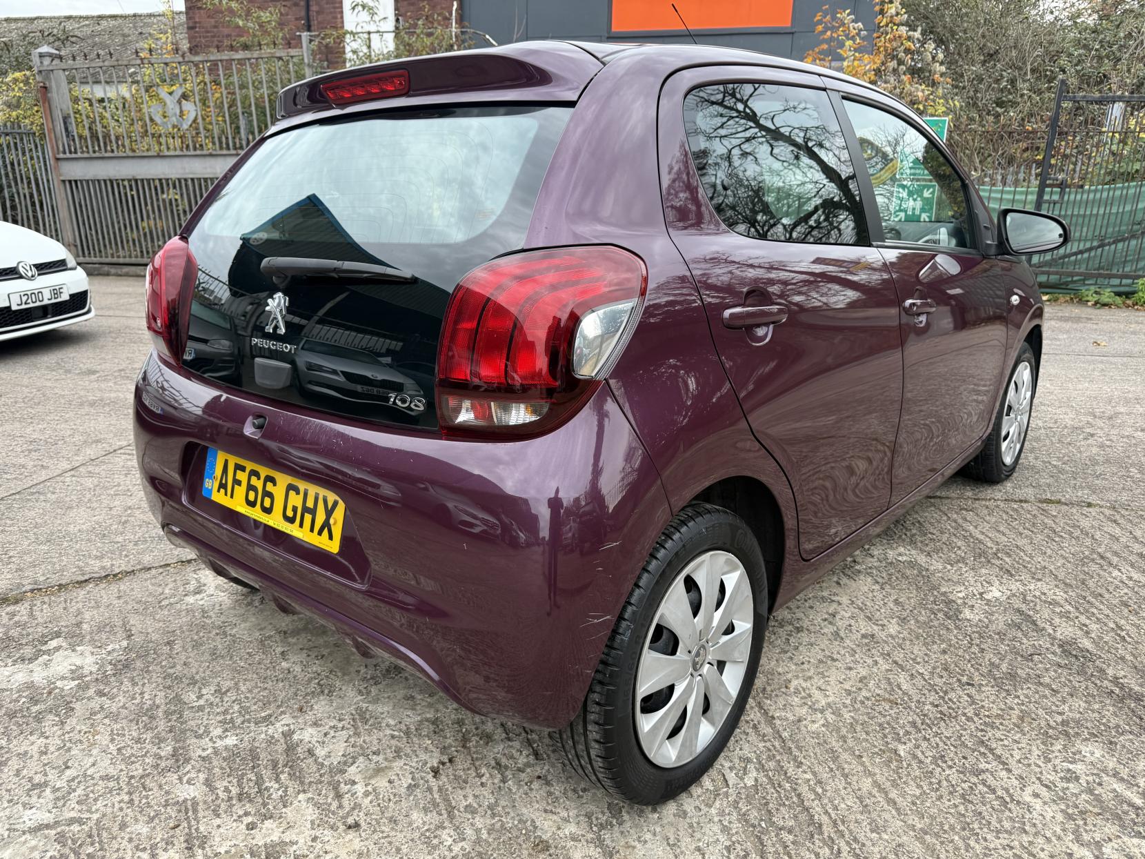 Peugeot 108 1.0 Active Hatchback 5dr Petrol Manual Euro 6 (68 ps)