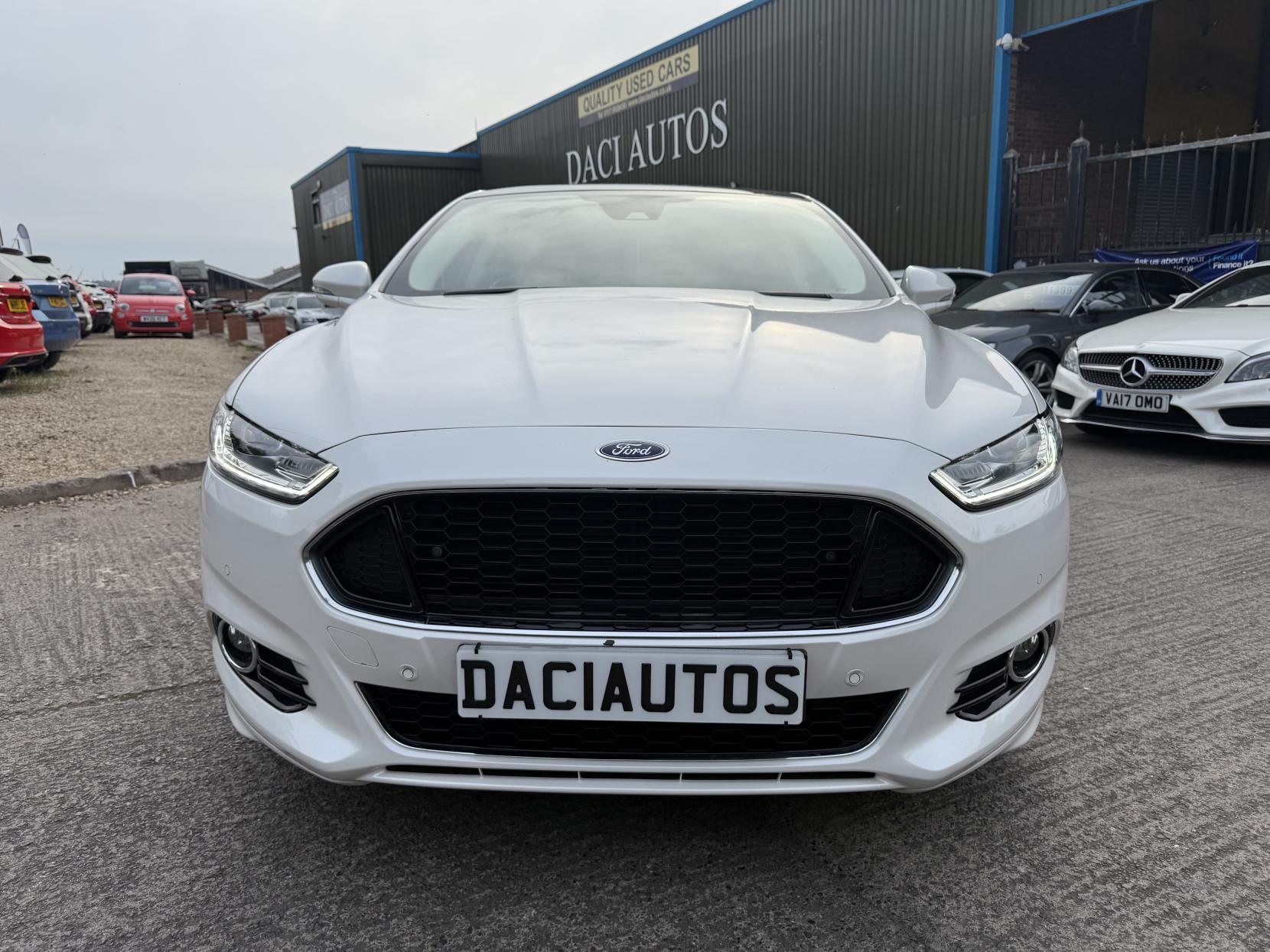 Ford Mondeo 2.0T EcoBoost Titanium Hatchback 5dr Petrol Auto Euro 6 (s/s) (240 ps)