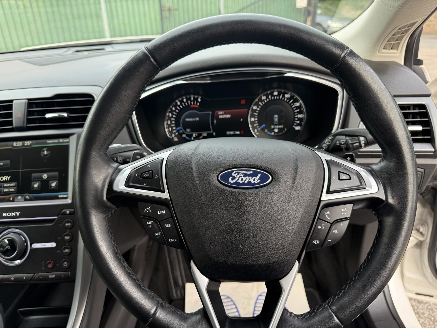 Ford Mondeo 2.0T EcoBoost Titanium Hatchback 5dr Petrol Auto Euro 6 (s/s) (240 ps)