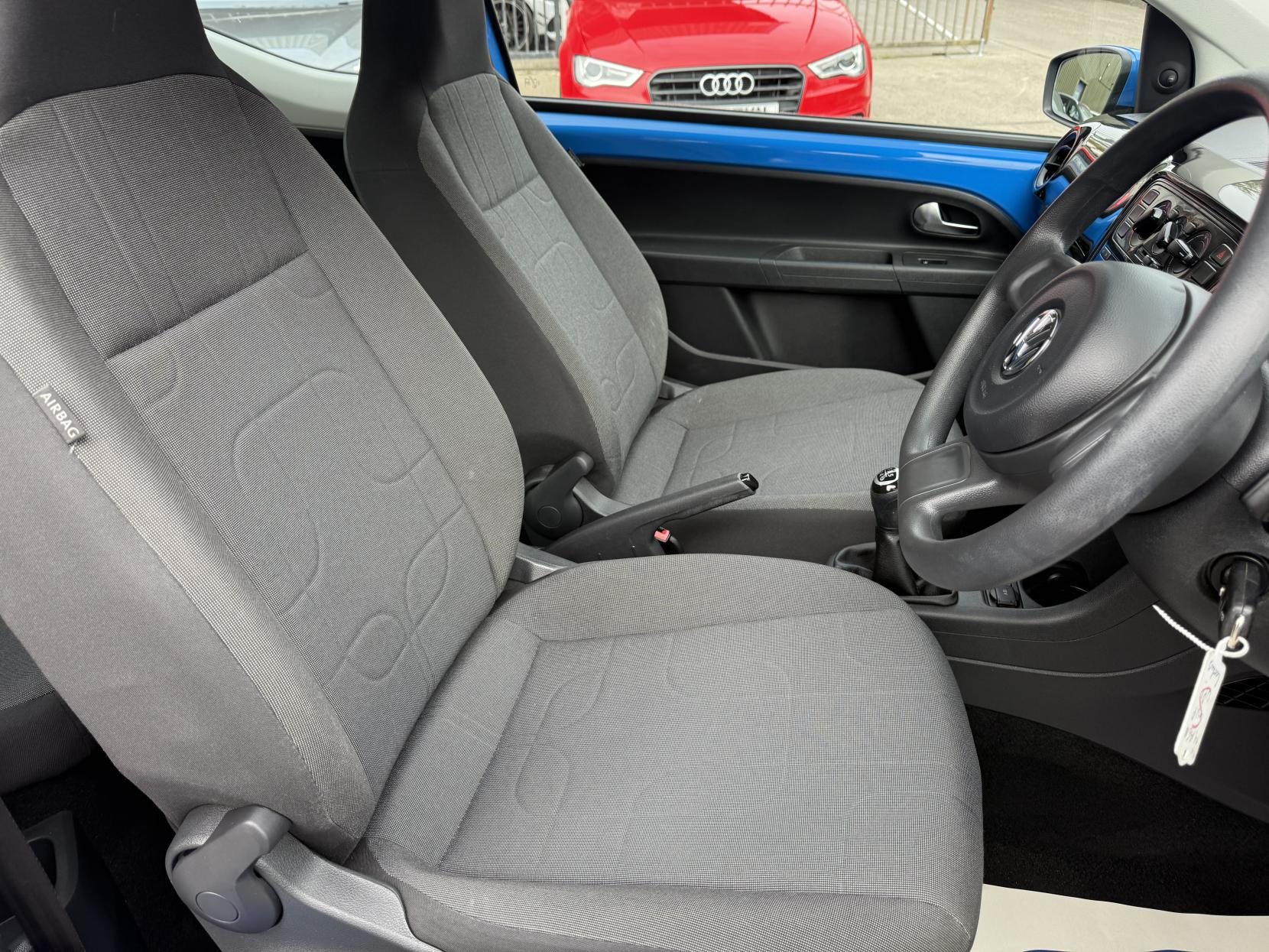 Volkswagen up! 1.0 Move up! Hatchback 3dr Petrol Manual Euro 5 (60 ps)
