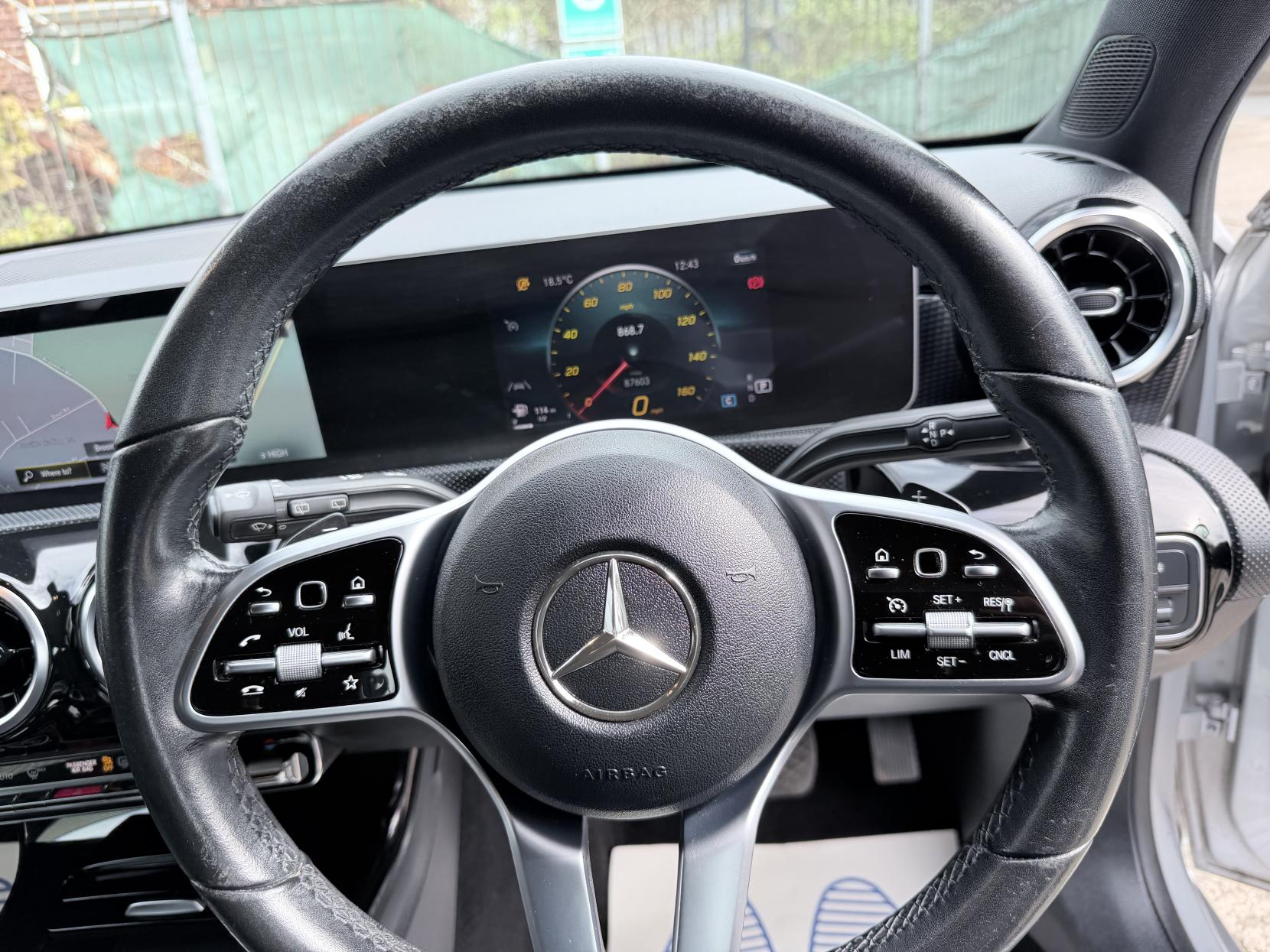 Mercedes-Benz A Class 1.5 A180d Sport (Executive) Hatchback 5dr Diesel 7G-DCT Euro 6 (s/s) (116 ps)