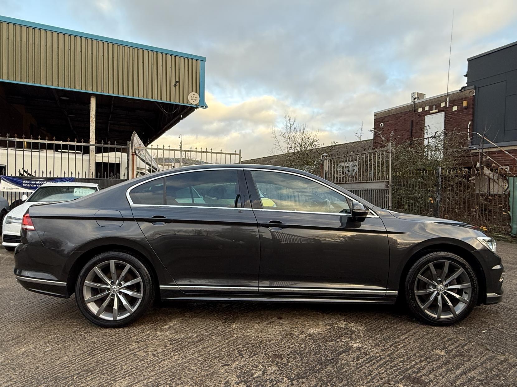 Volkswagen Passat 1.5 TSI EVO R-Line Saloon 4dr Petrol DSG Euro 6 (s/s) (150 ps)