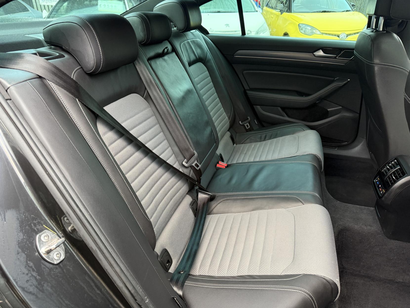 Volkswagen Passat 1.5 TSI EVO R-Line Saloon 4dr Petrol DSG Euro 6 (s/s) (150 ps)