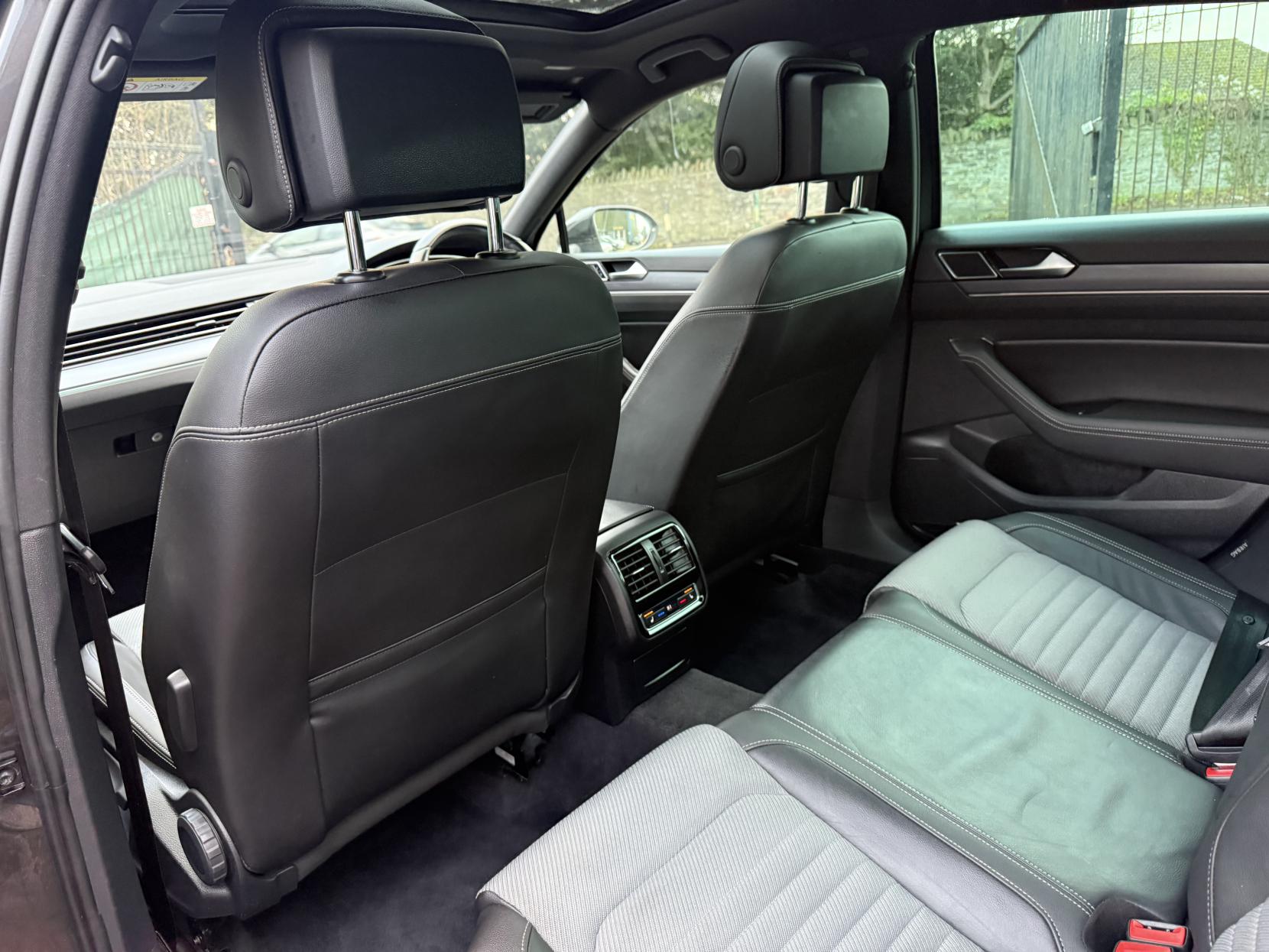 Volkswagen Passat 1.5 TSI EVO R-Line Saloon 4dr Petrol DSG Euro 6 (s/s) (150 ps)