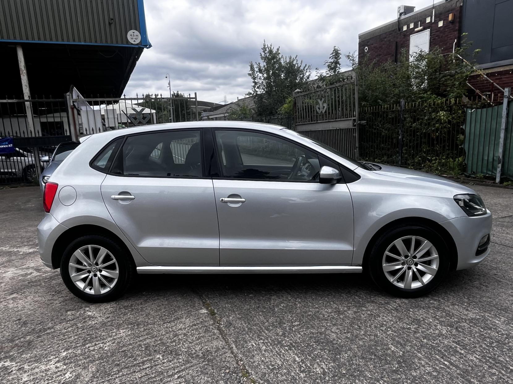 Volkswagen Polo 1.0 BlueMotion Tech SE Hatchback 5dr Petrol Manual Euro 6 (s/s) (60 ps)