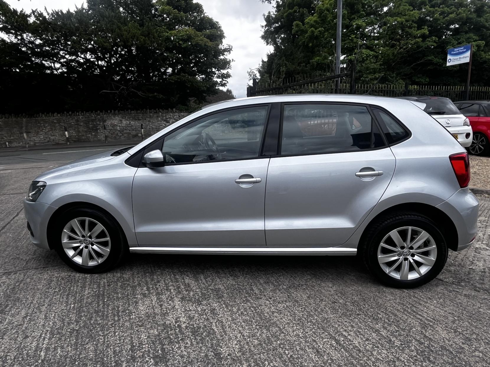 Volkswagen Polo 1.0 BlueMotion Tech SE Hatchback 5dr Petrol Manual Euro 6 (s/s) (60 ps)