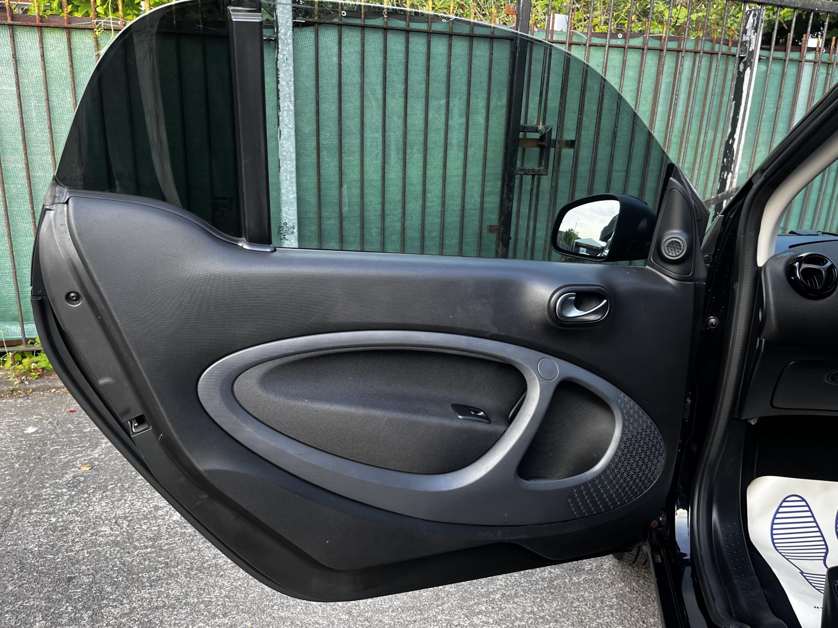Smart fortwo 1.0 Prime (Premium) Coupe 2dr Petrol Twinamic Euro 6 (s/s) (71 ps)