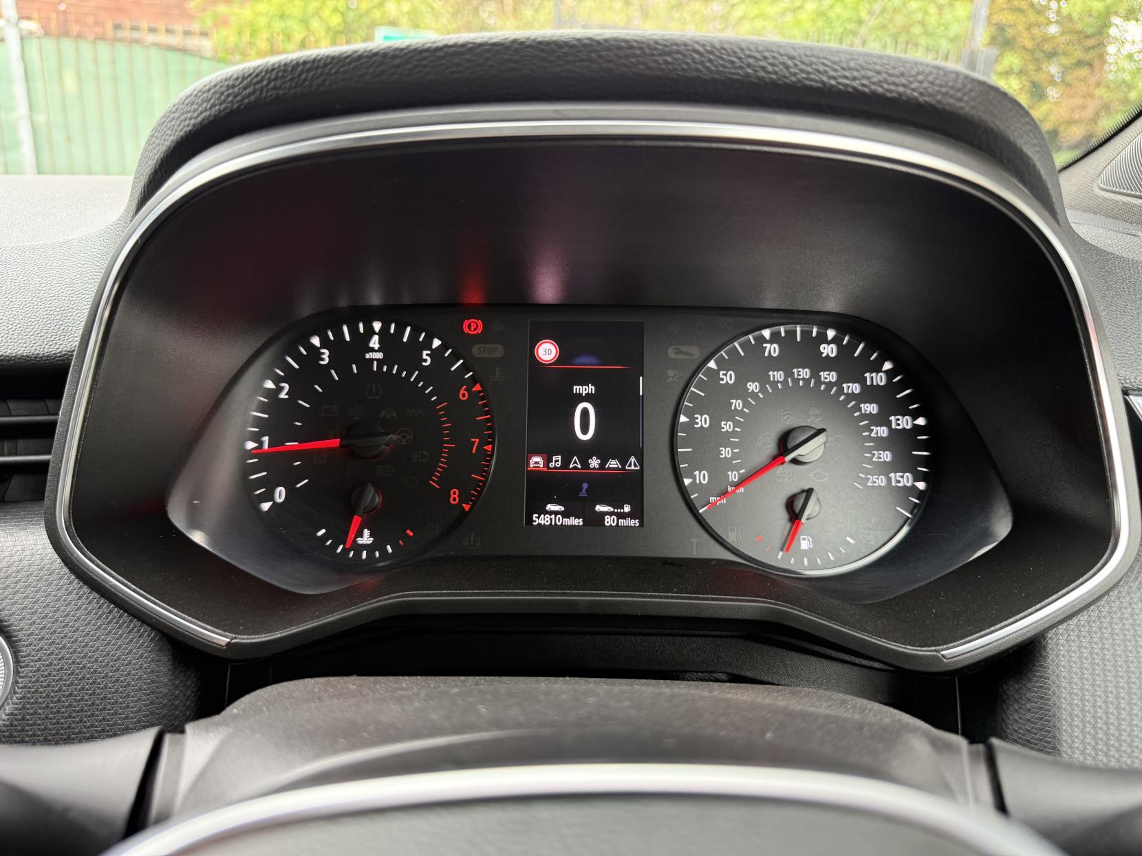 Renault Clio 1.0 TCe Iconic Hatchback 5dr Petrol Manual Euro 6 (s/s) (100 ps)