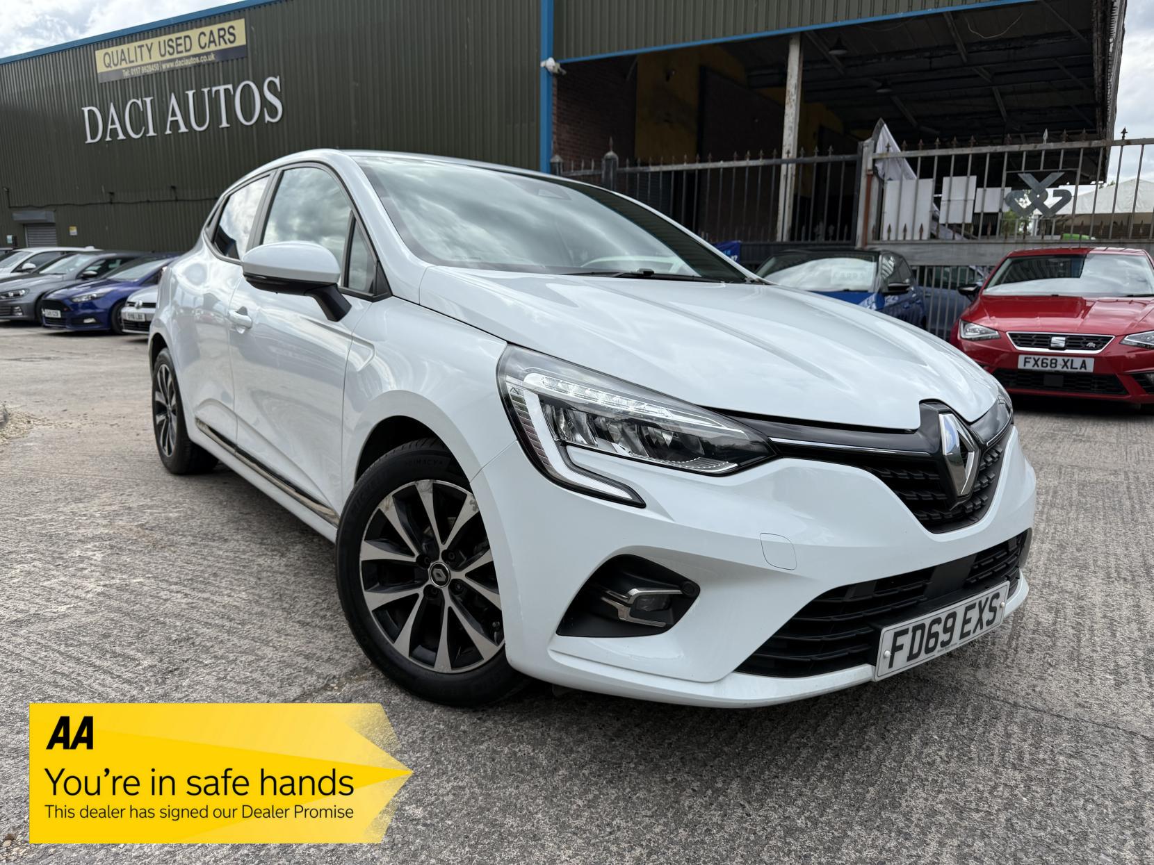 Renault Clio 1.0 TCe Iconic Hatchback 5dr Petrol Manual Euro 6 (s/s) (100 ps)