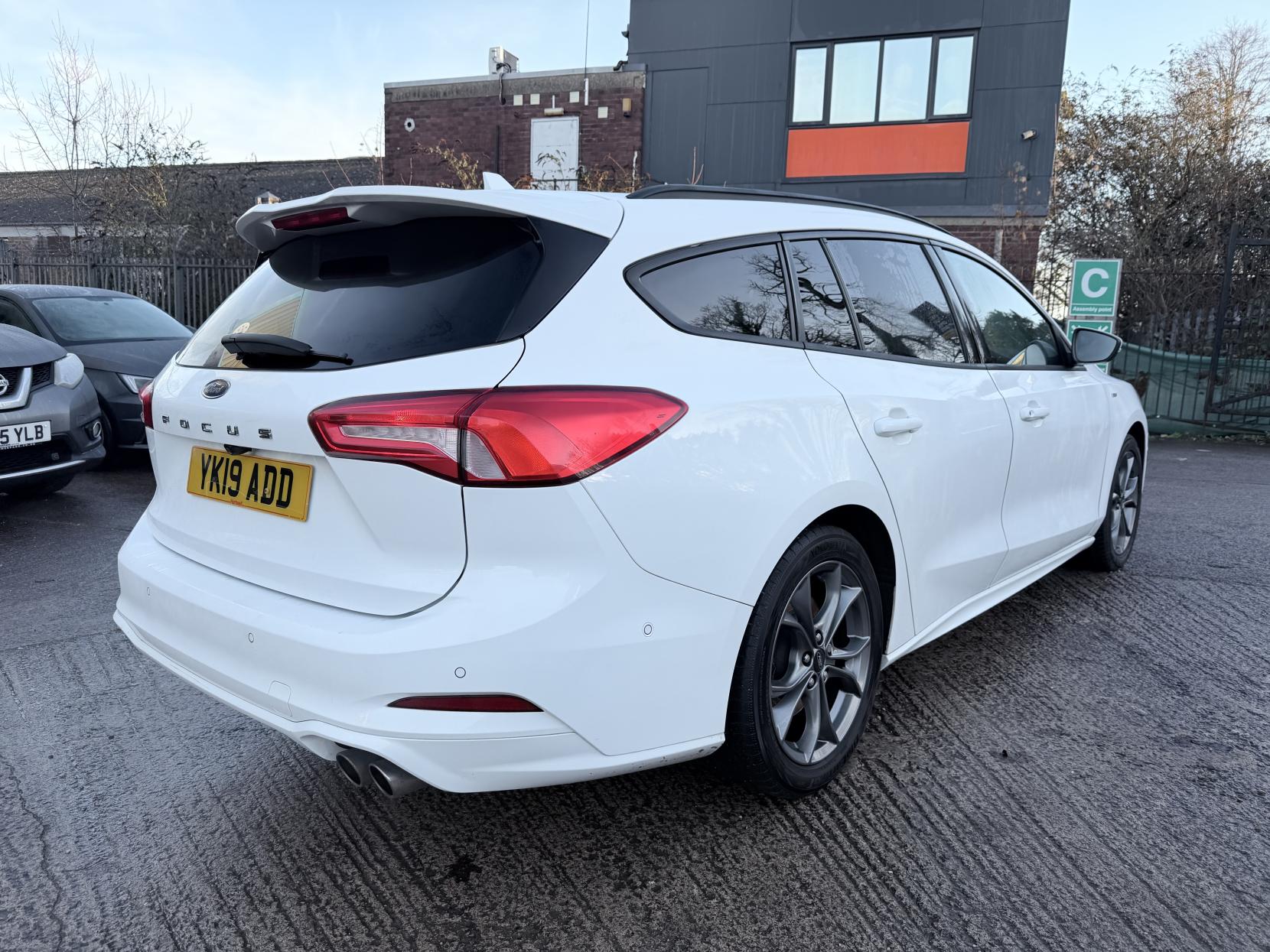 Ford Focus 1.5 EcoBlue ST-Line Estate 5dr Diesel Manual Euro 6 (s/s) (120 ps)