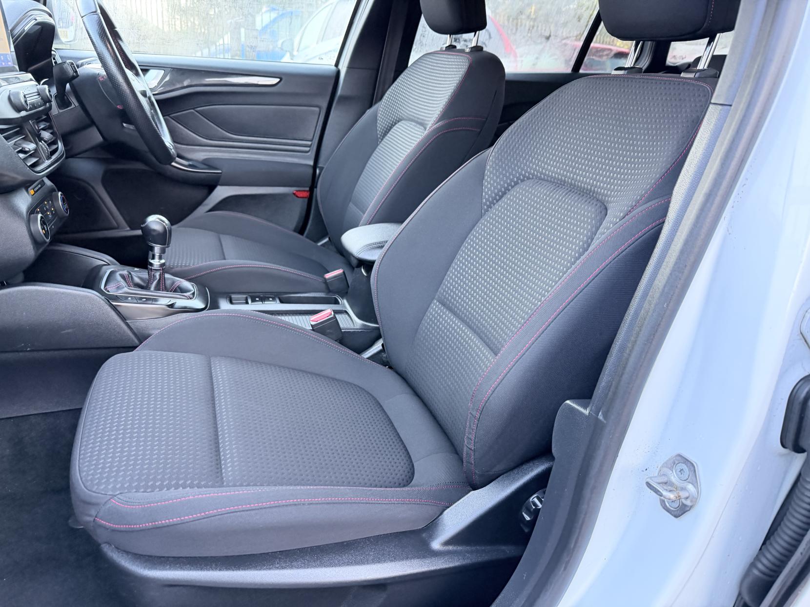 Ford Focus 1.5 EcoBlue ST-Line Estate 5dr Diesel Manual Euro 6 (s/s) (120 ps)