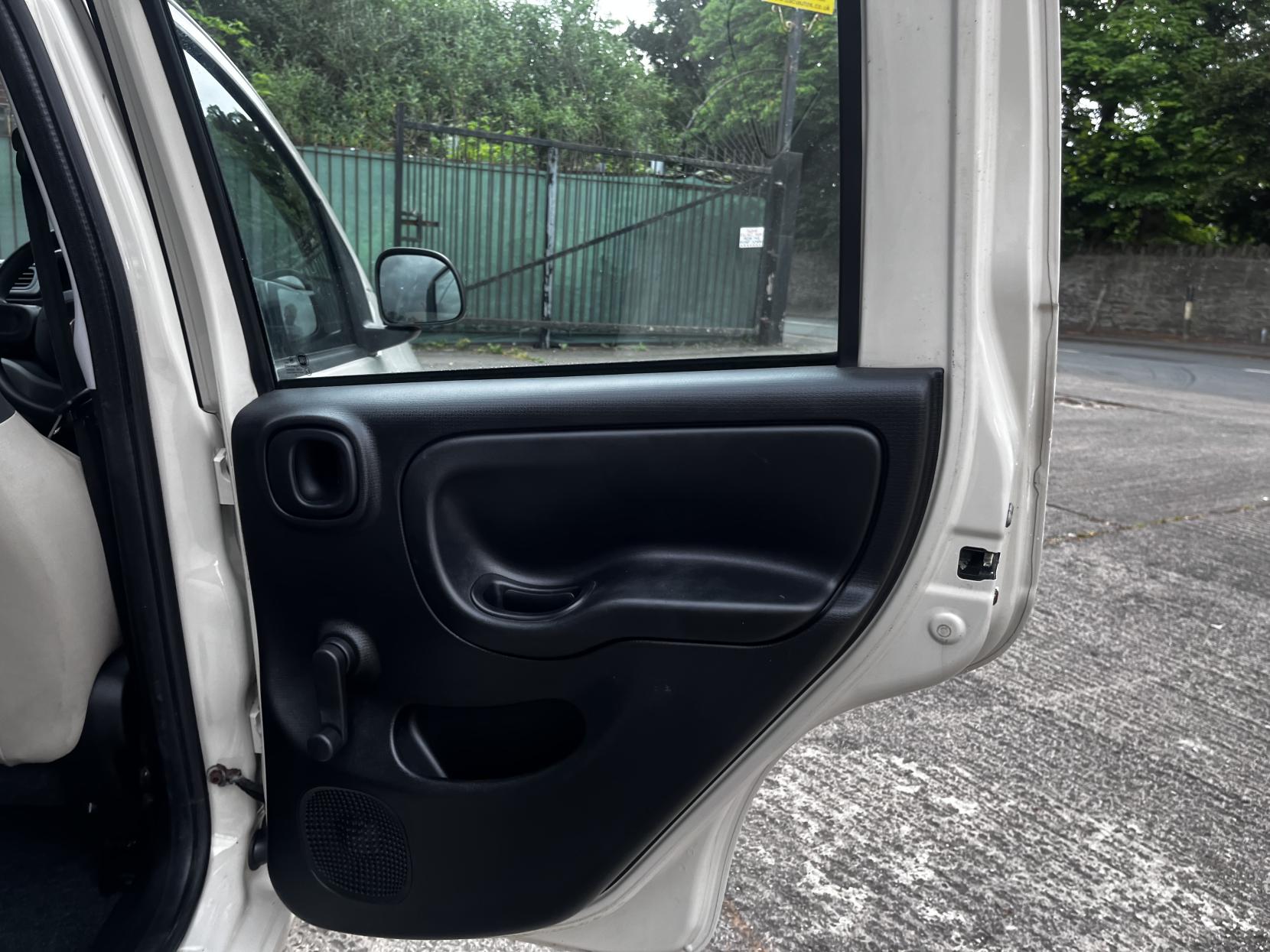 Fiat Panda 1.2 Easy Hatchback 5dr Petrol Manual Euro 5 (69 bhp)