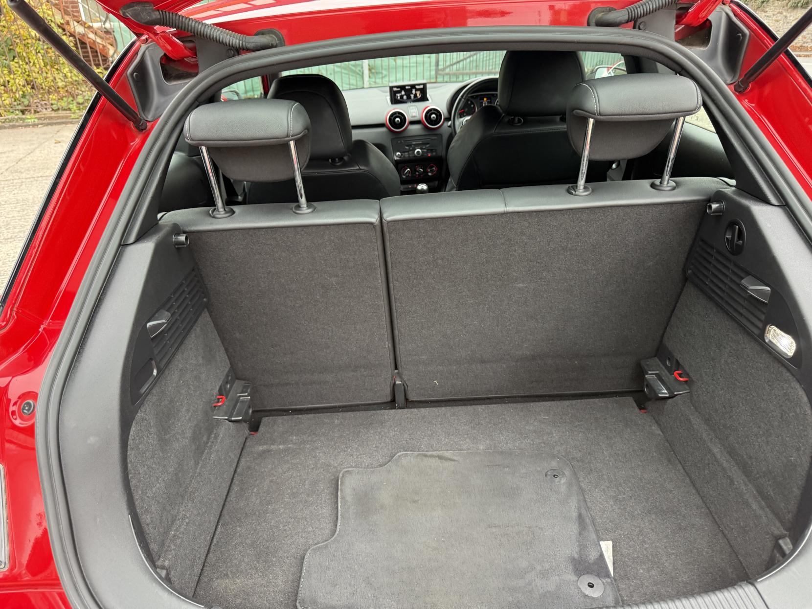 Audi A1 1.4 TFSI S line Style Edition Hatchback 3dr Petrol Manual Euro 5 (s/s) (122 ps)