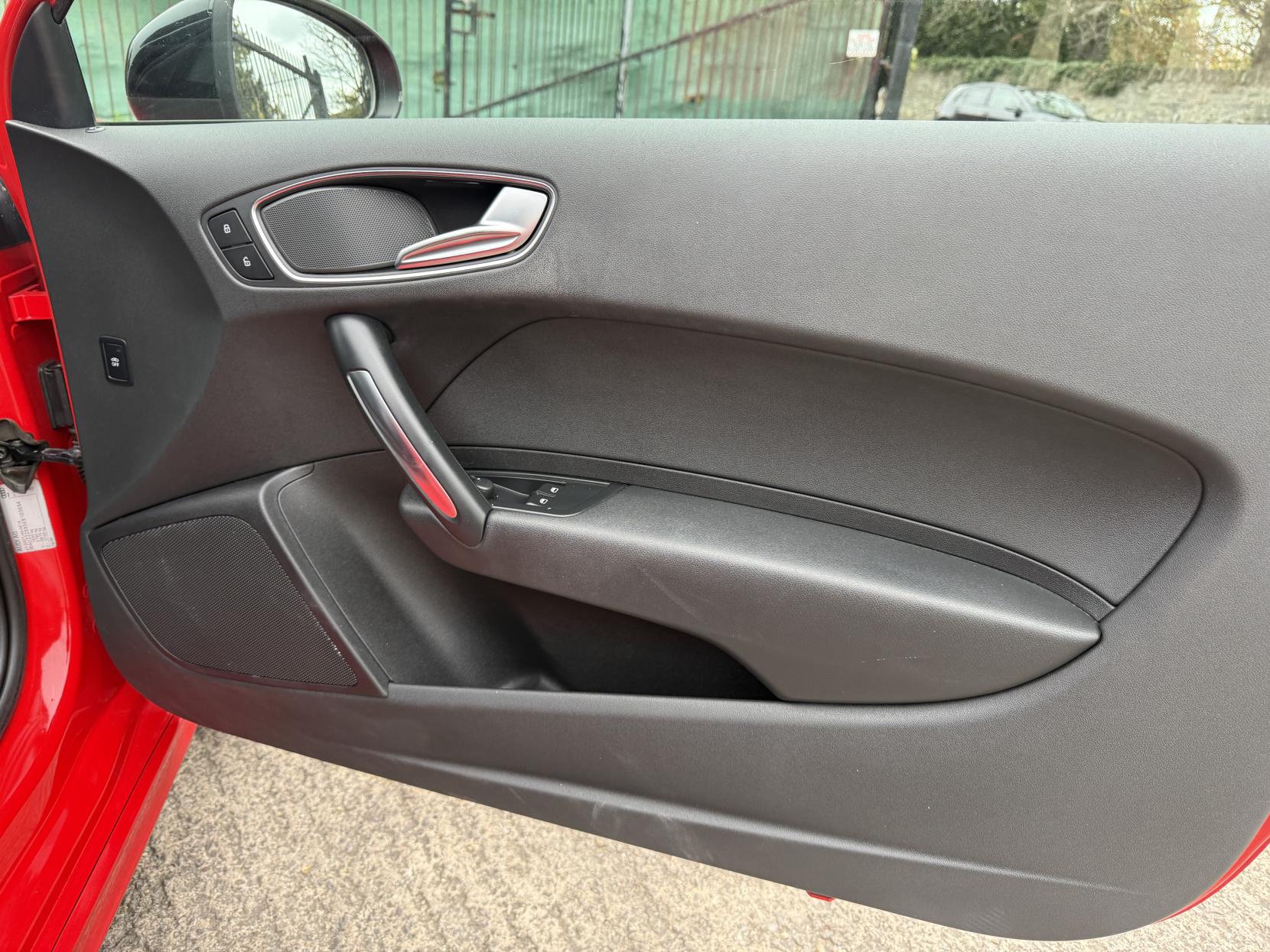 Audi A1 1.4 TFSI S line Style Edition Hatchback 3dr Petrol Manual Euro 5 (s/s) (122 ps)
