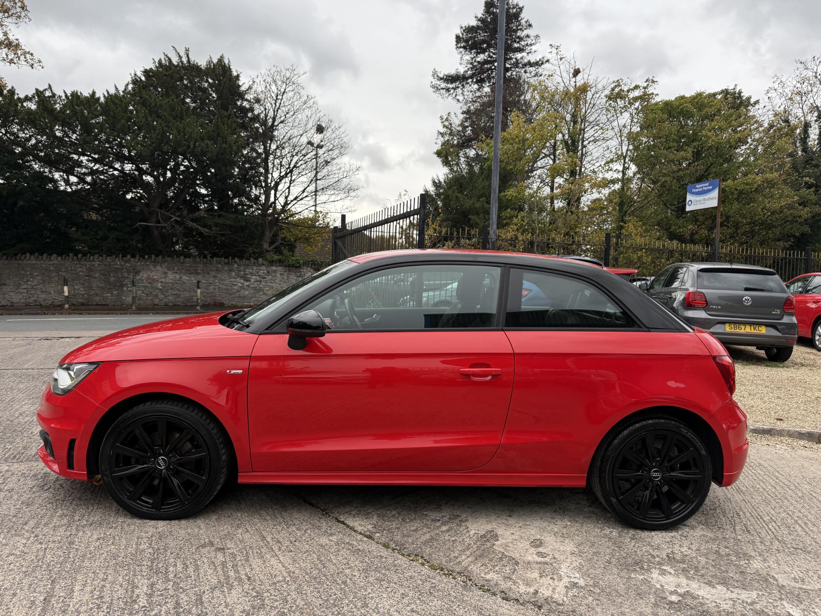 Audi A1 1.4 TFSI S line Style Edition Hatchback 3dr Petrol Manual Euro 5 (s/s) (122 ps)