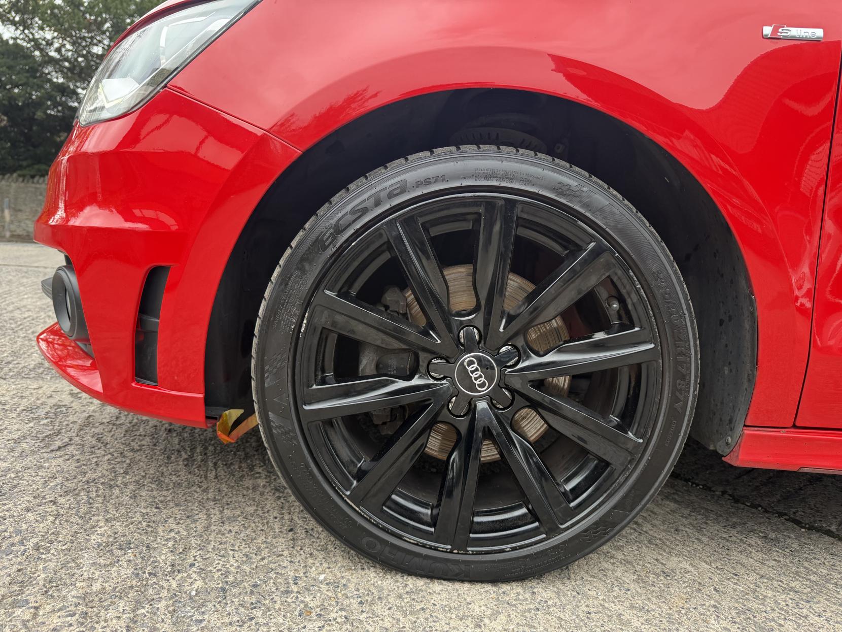 Audi A1 1.4 TFSI S line Style Edition Hatchback 3dr Petrol Manual Euro 5 (s/s) (122 ps)