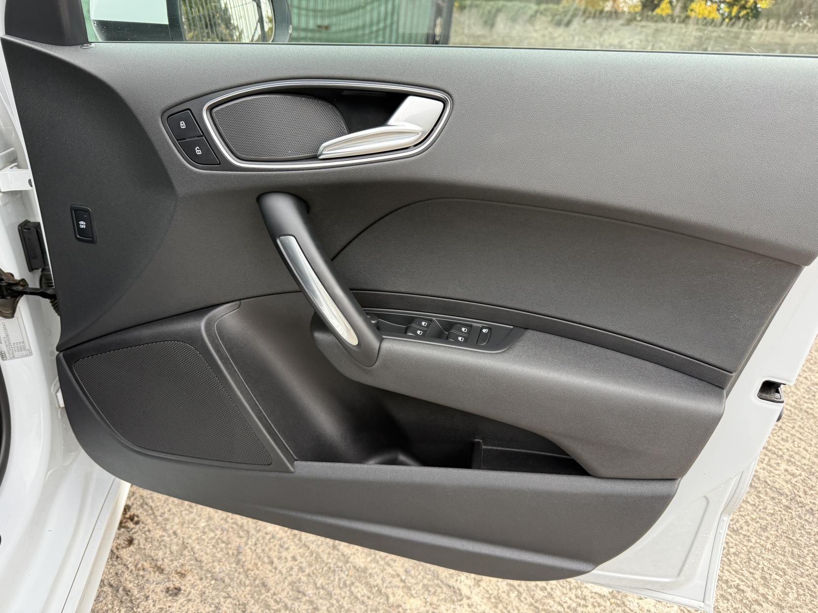 Audi A1 1.4 TFSI S line Sportback 5dr Petrol Manual Euro 5 (s/s) (122 ps)