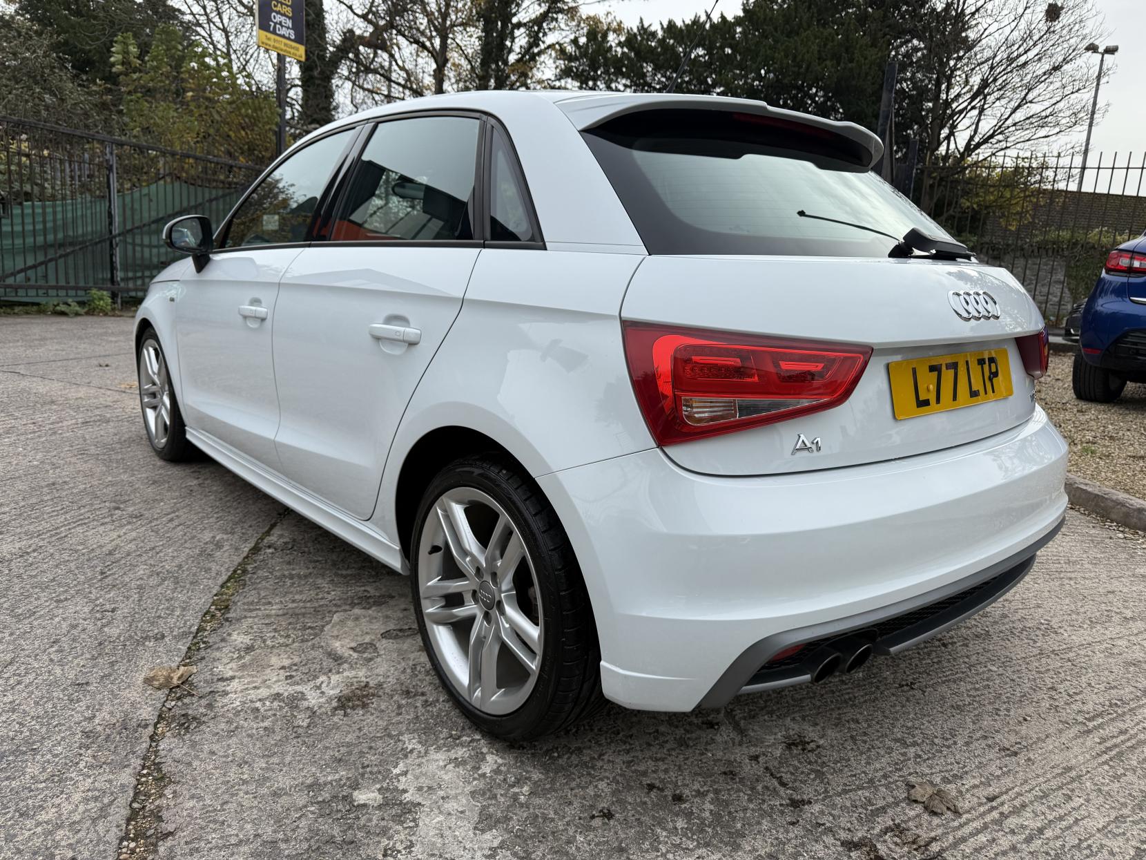 Audi A1 1.4 TFSI S line Sportback 5dr Petrol Manual Euro 5 (s/s) (122 ps)